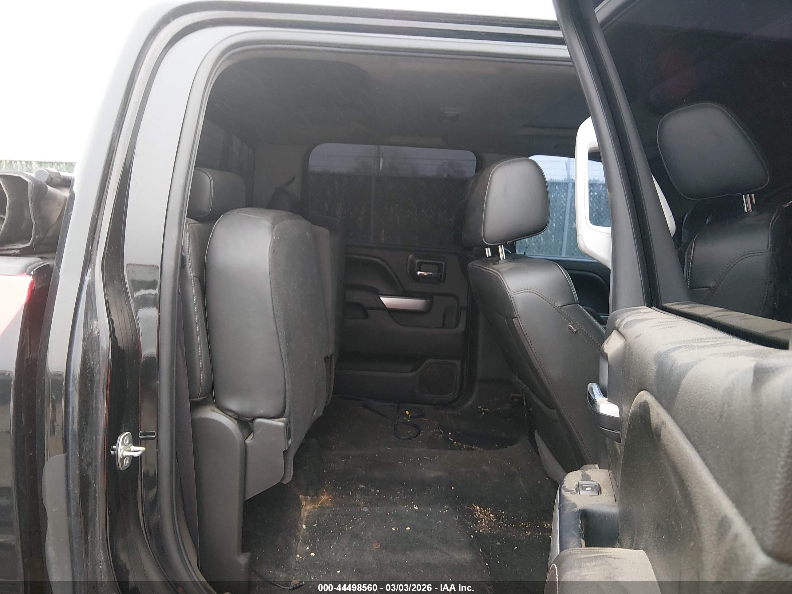 CHEVROLET SILVERADO image 8