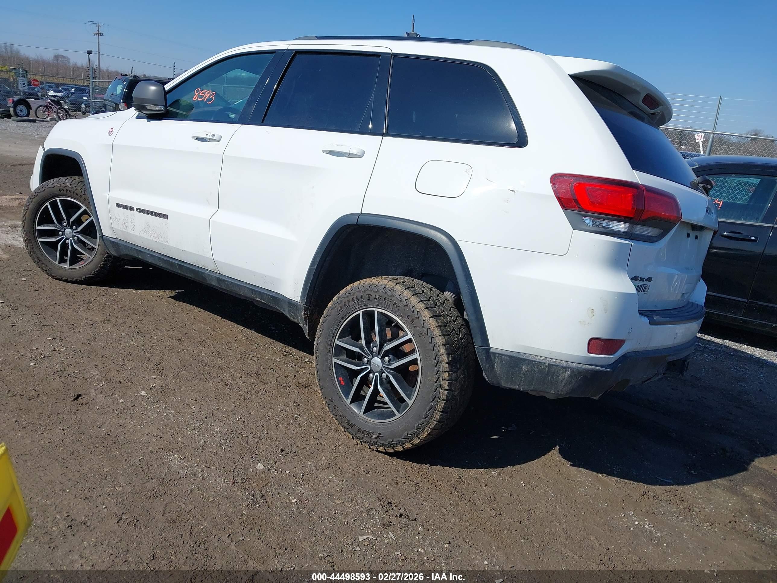 JEEP GRAND image 3