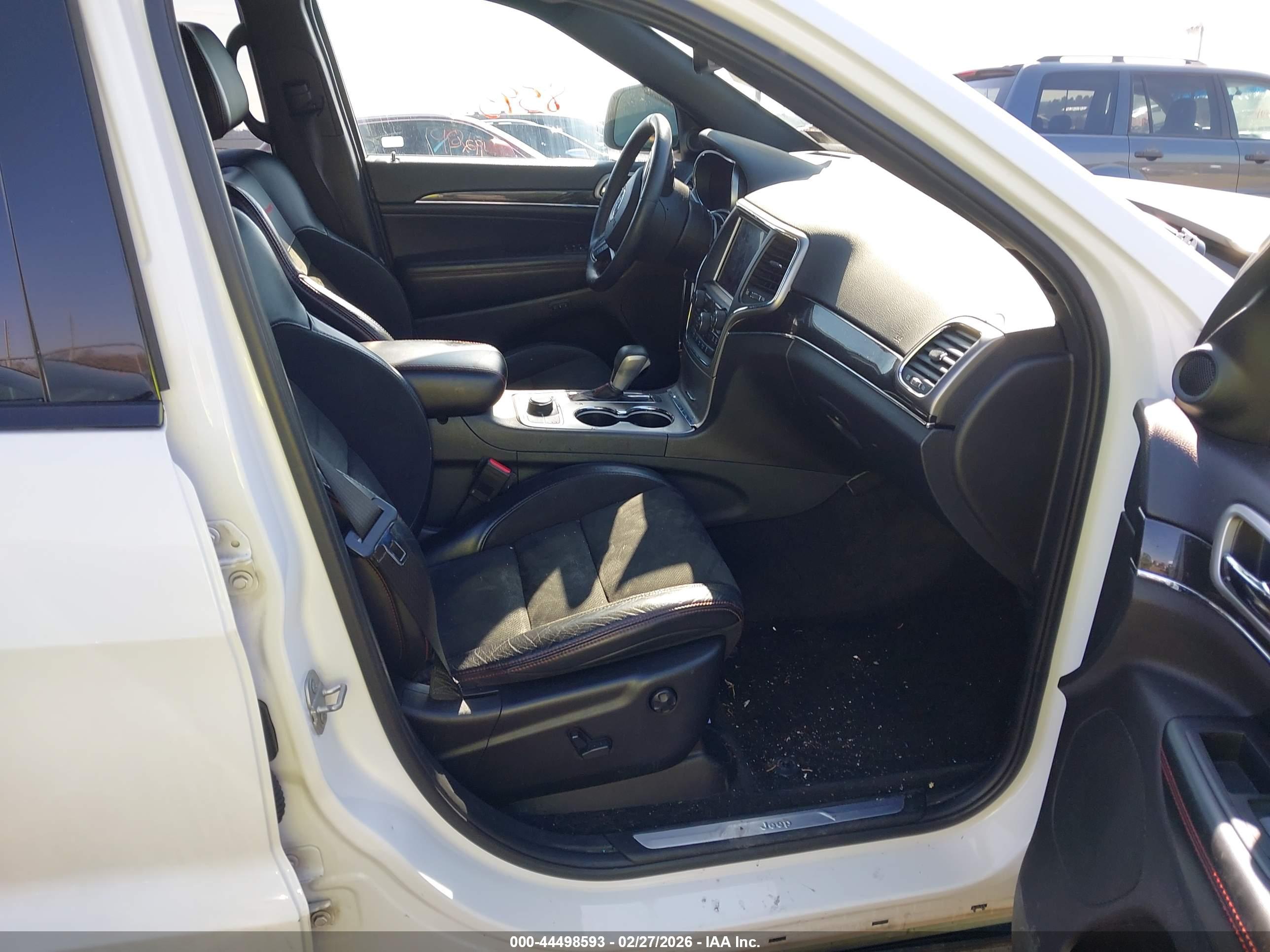 JEEP GRAND image 5