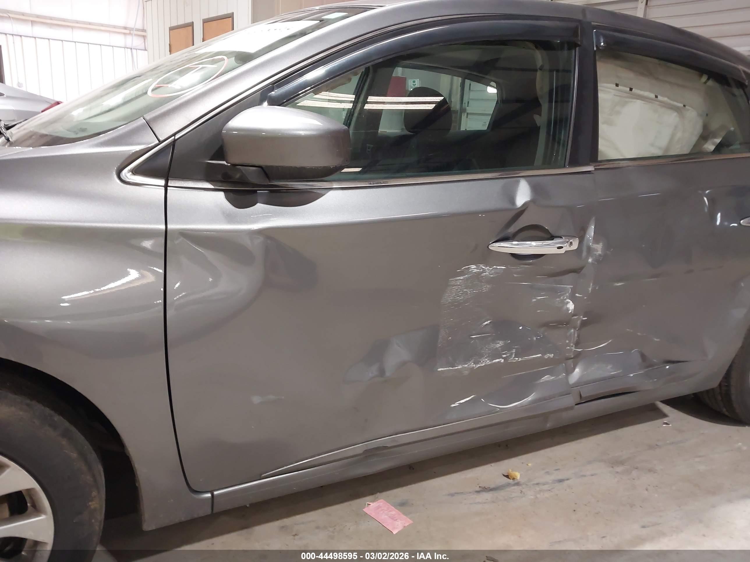 NISSAN SENTRA image 6