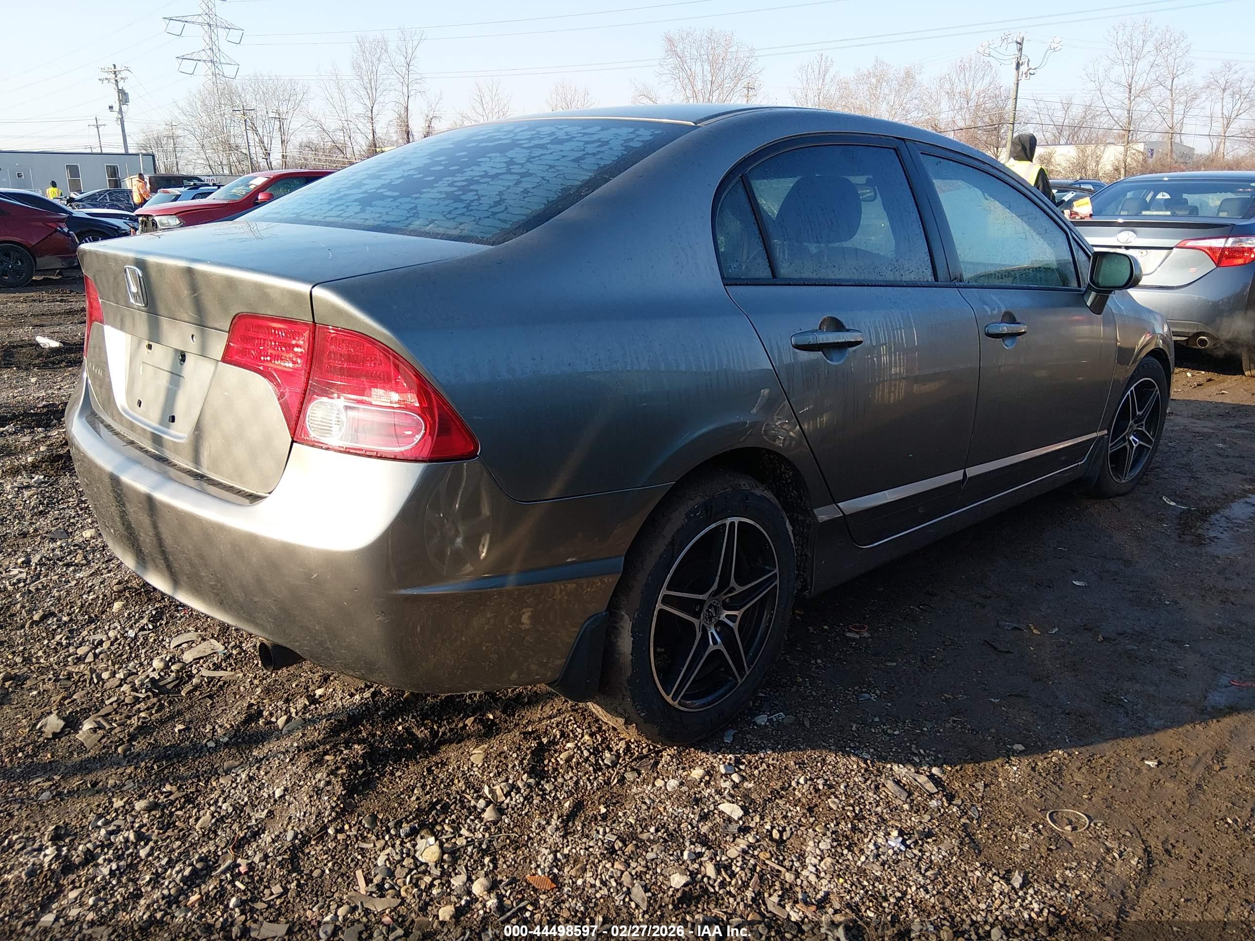 HONDA CIVIC image 4