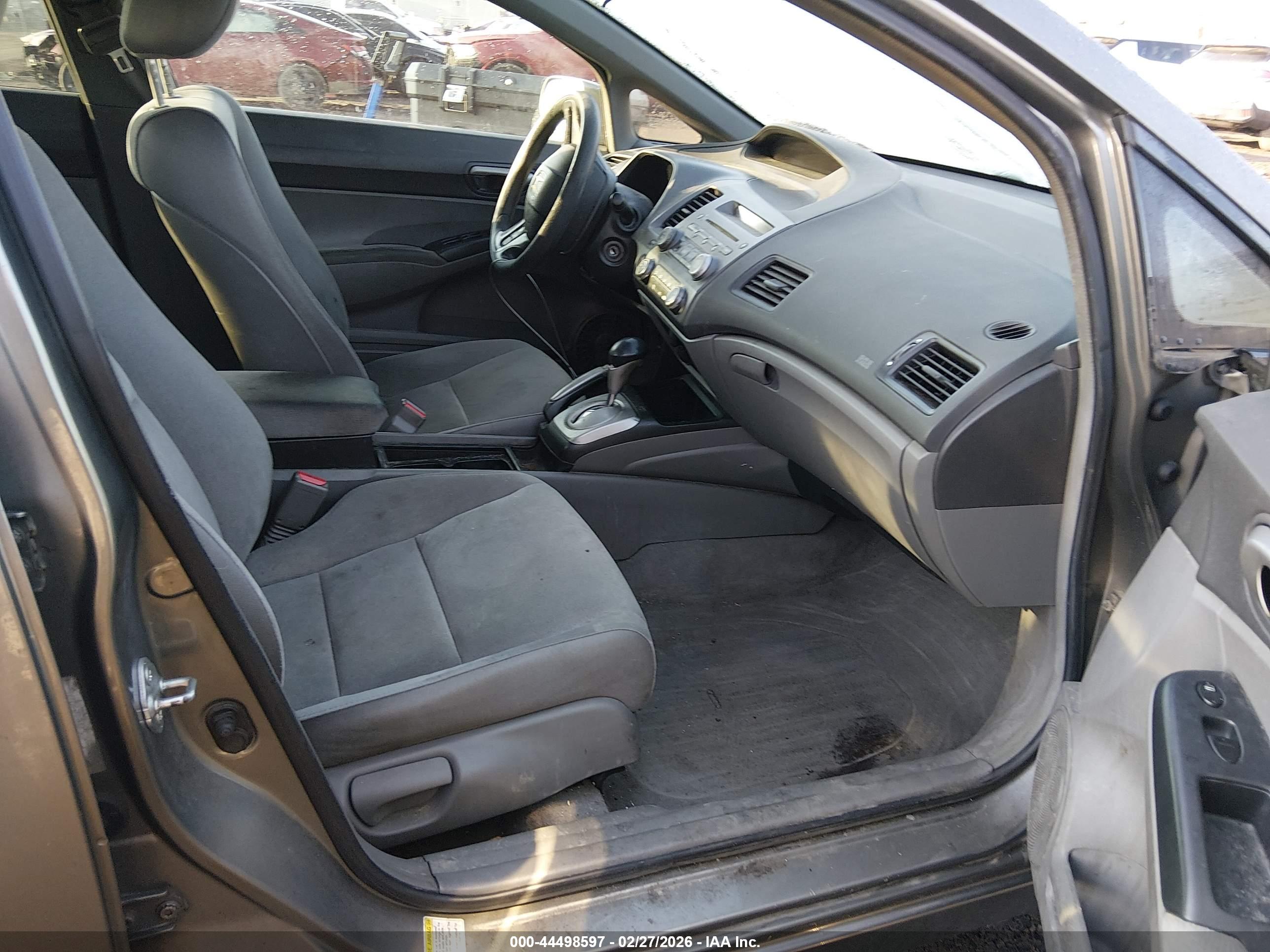 HONDA CIVIC image 5