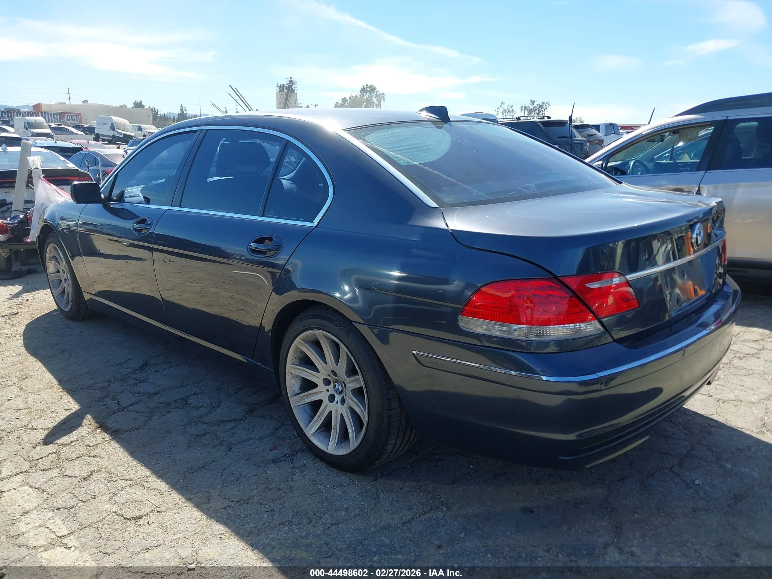 BMW 750LI image 3