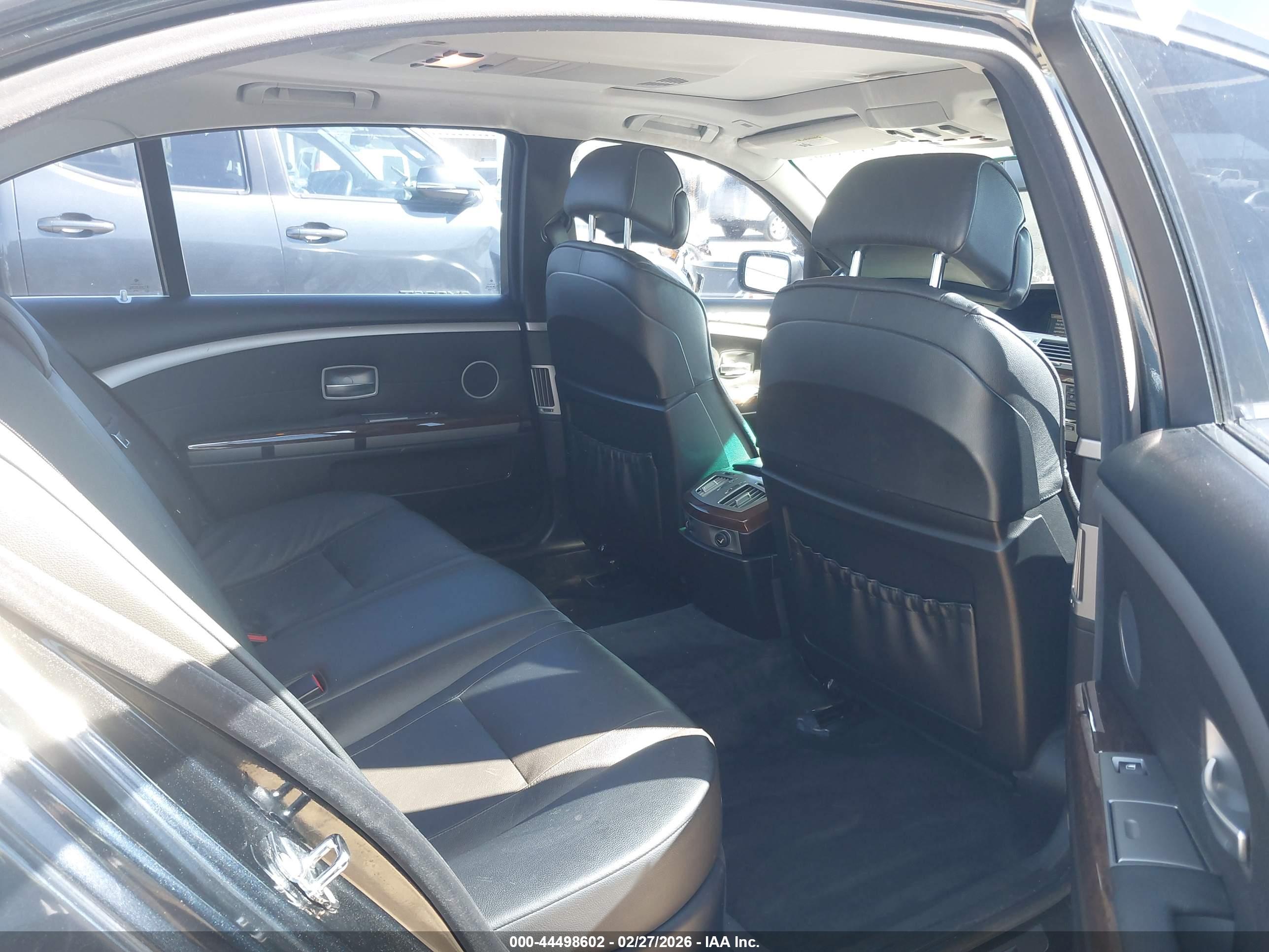 BMW 750LI image 8