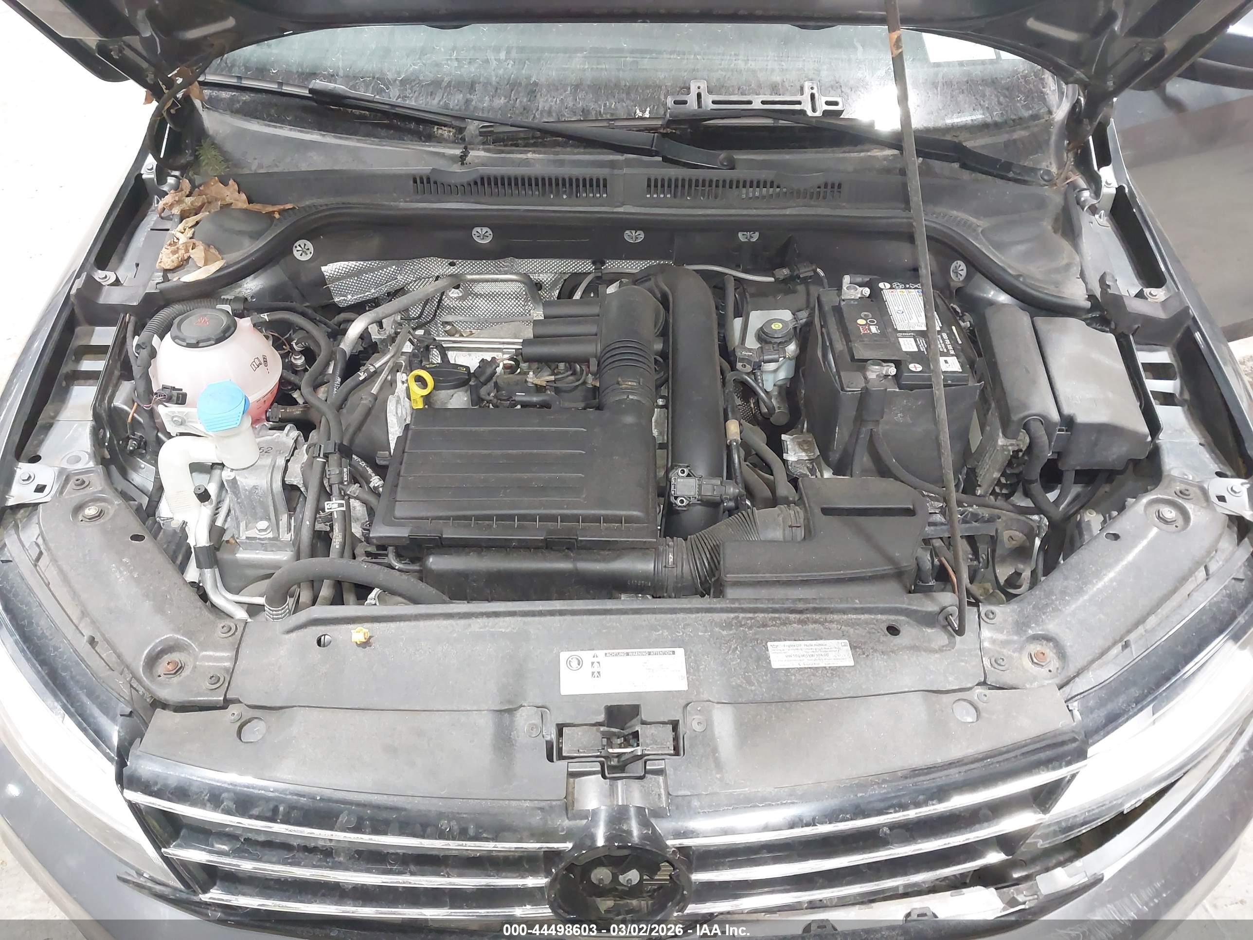 VOLKSWAGEN JETTA image 10