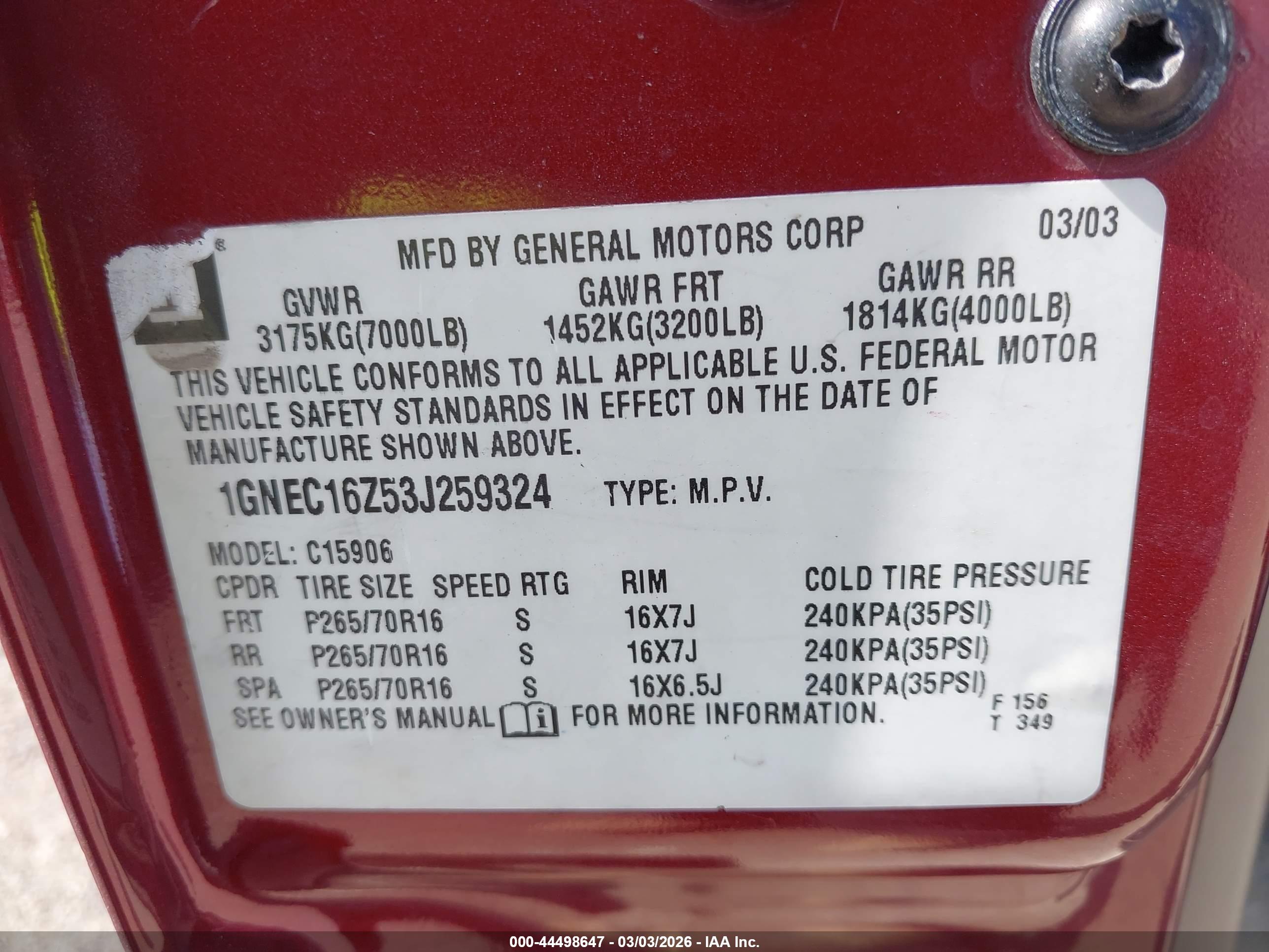 CHEVROLET SUBURBAN image 9