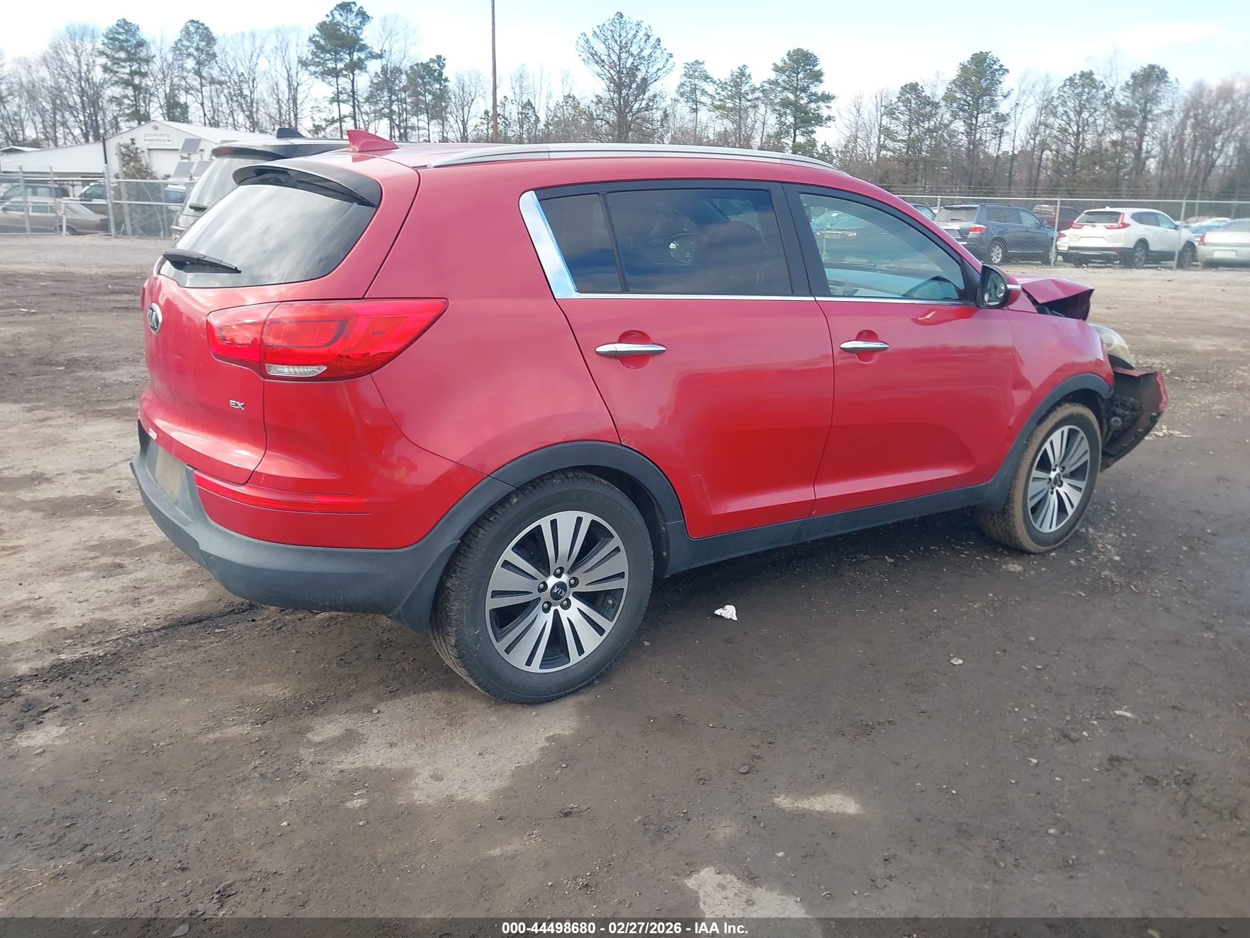 KIA SPORTAGE image 4