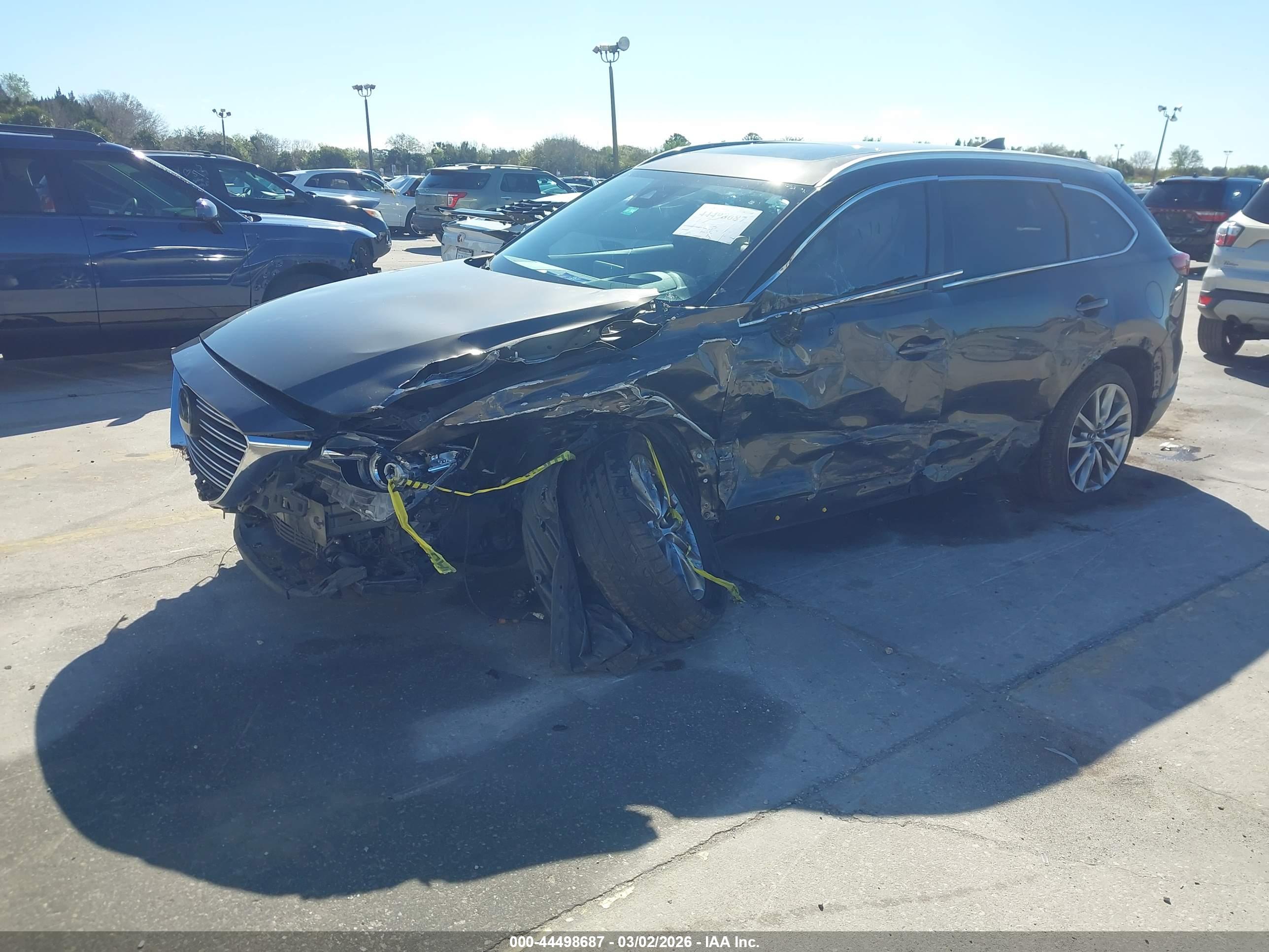 MAZDA CX-9 image 2