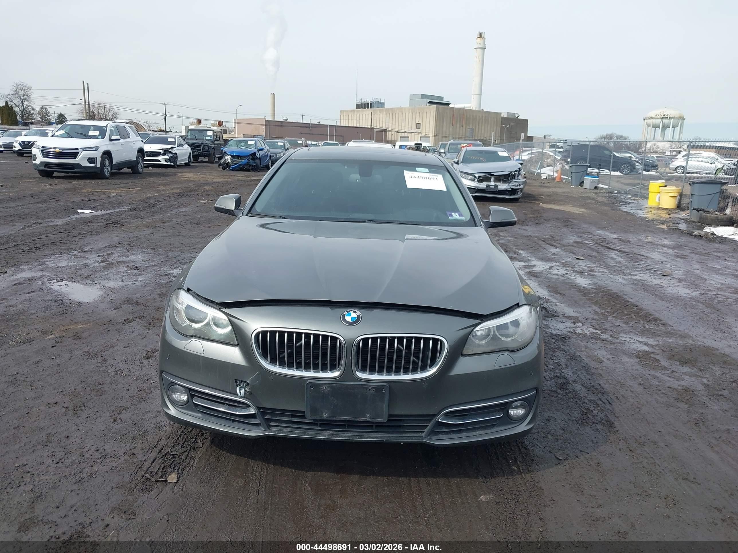 BMW 535I image 6