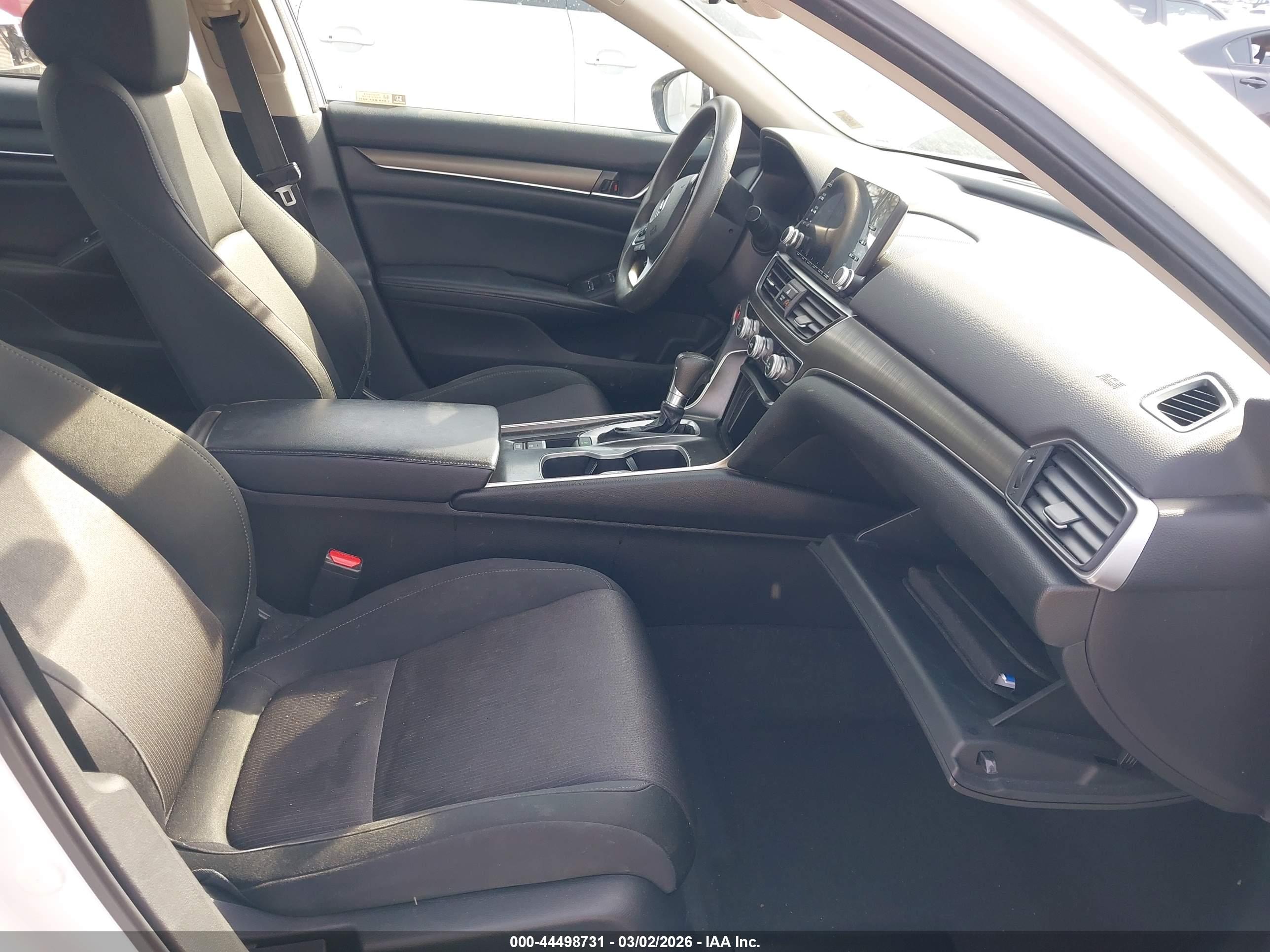 HONDA ACCORD image 5