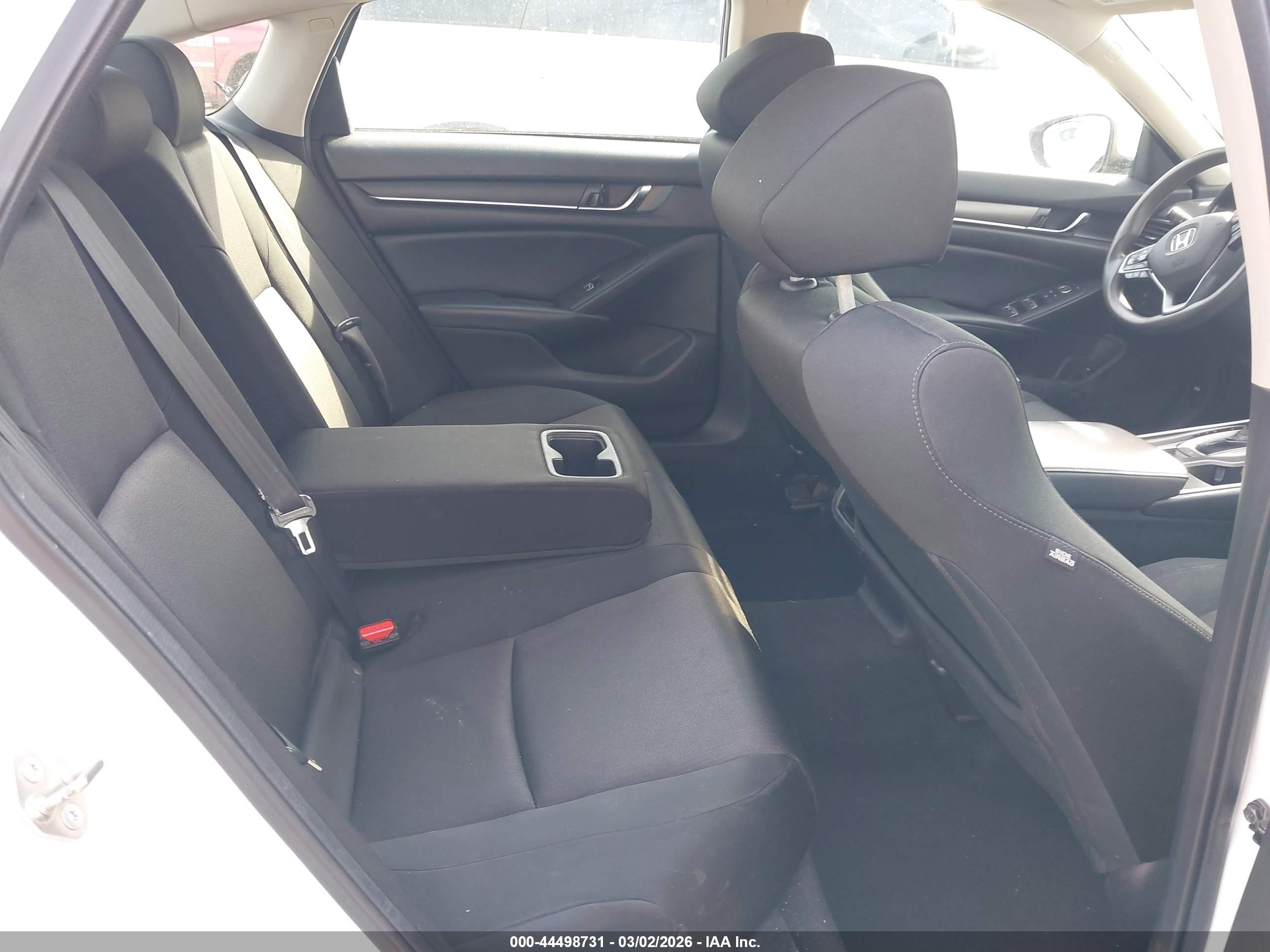 HONDA ACCORD image 8