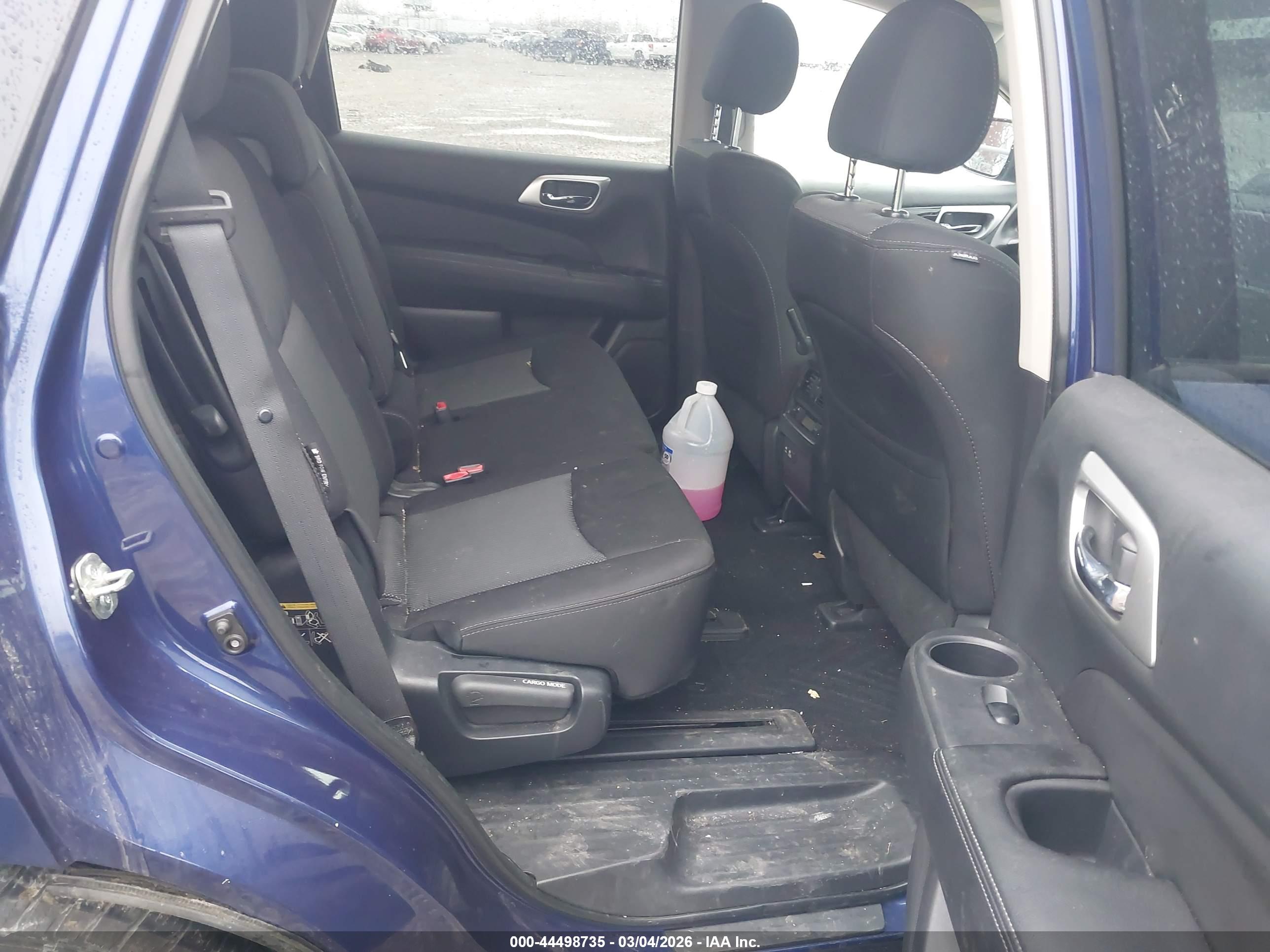 NISSAN PATHFINDER image 8