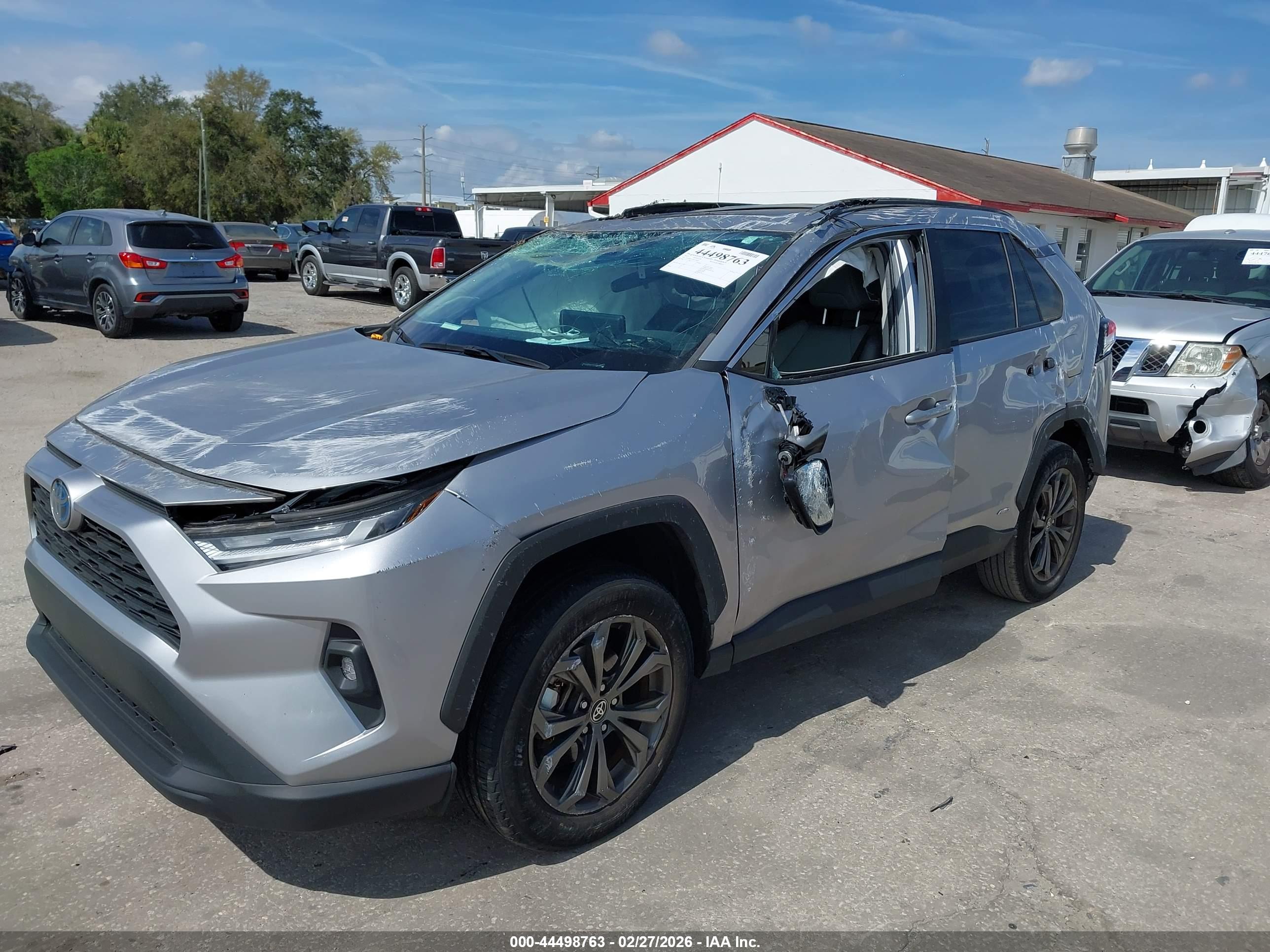 TOYOTA RAV4 image 6