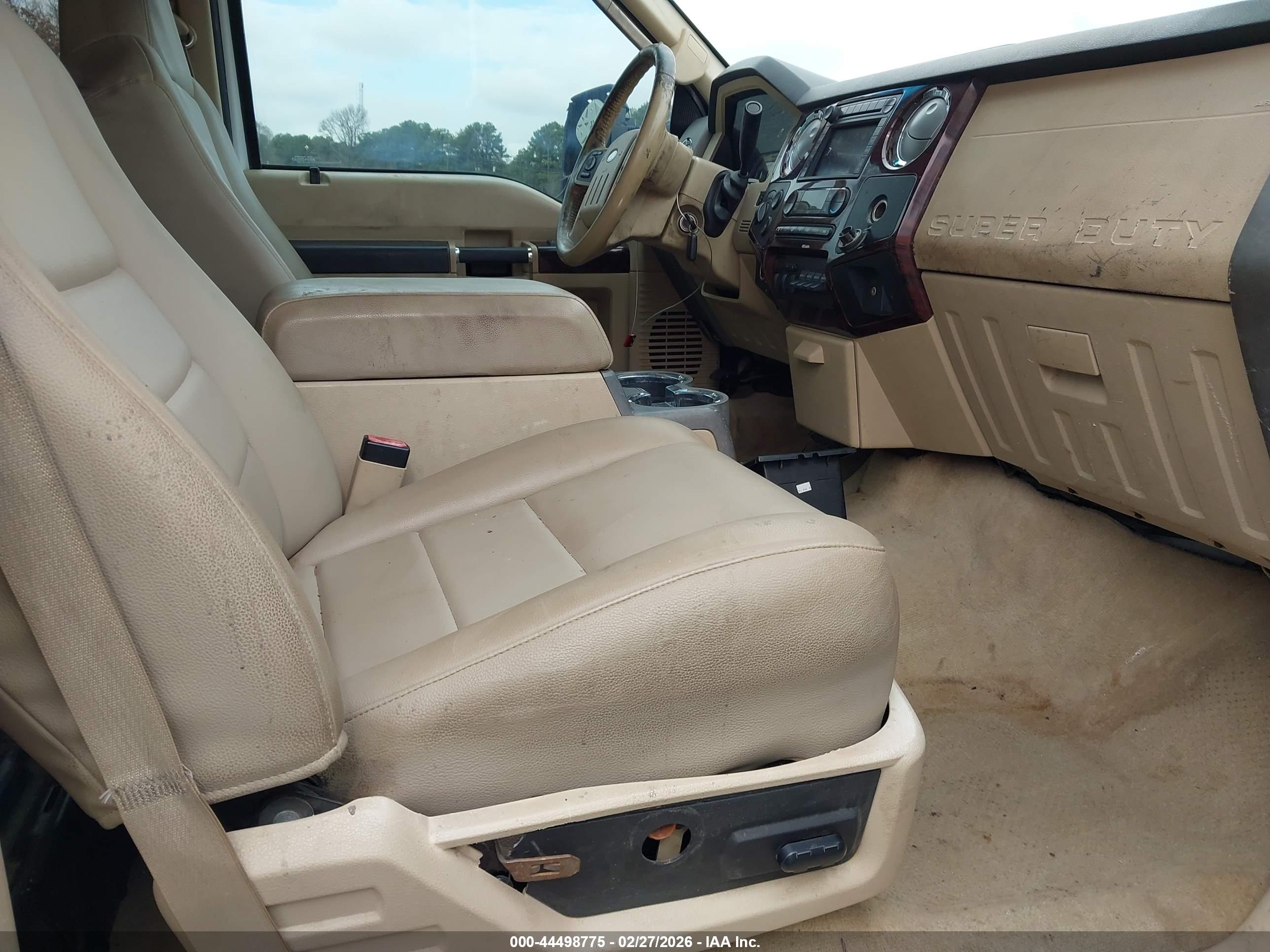FORD F-450 image 7