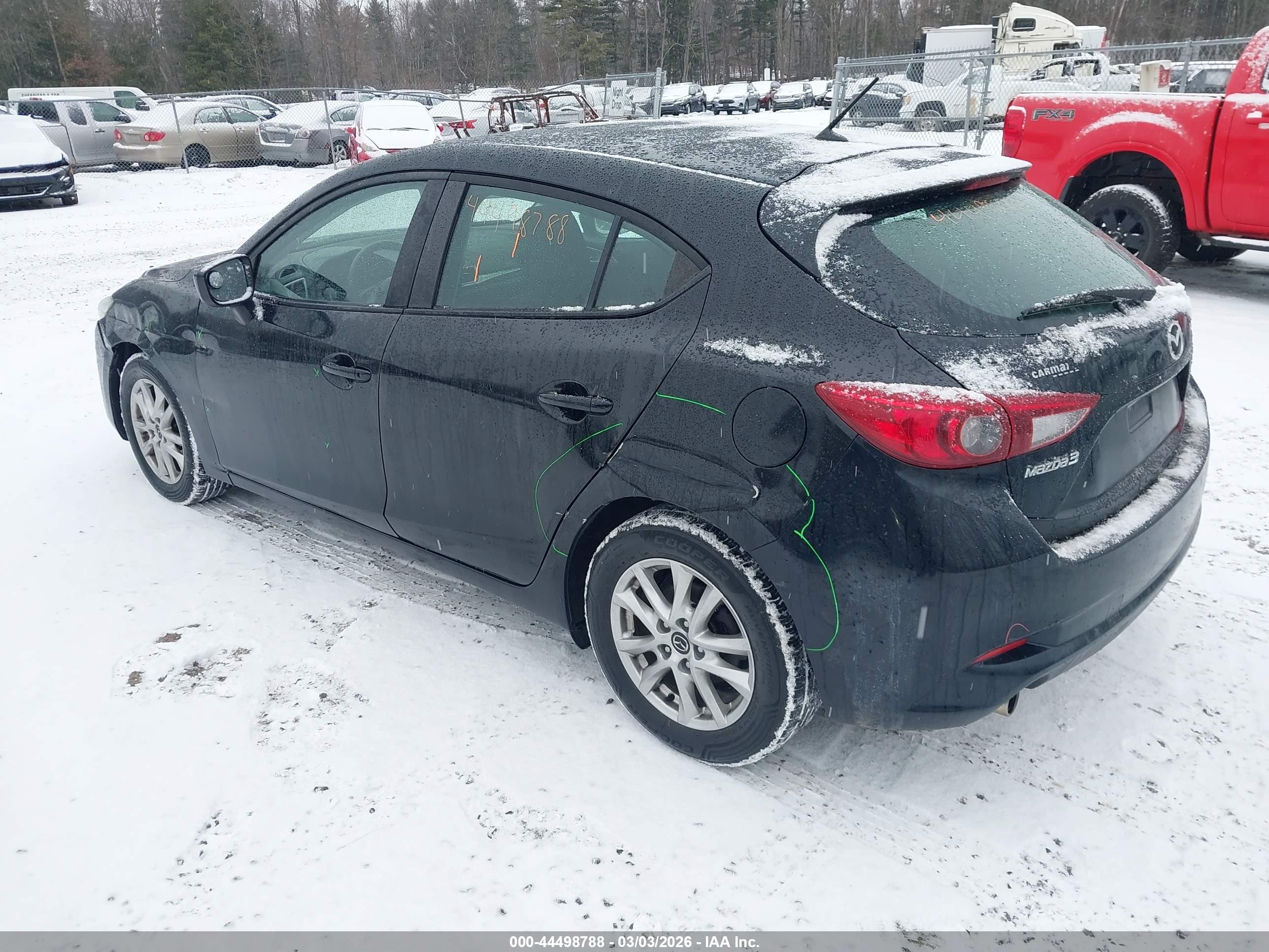 MAZDA MAZDA3 image 3