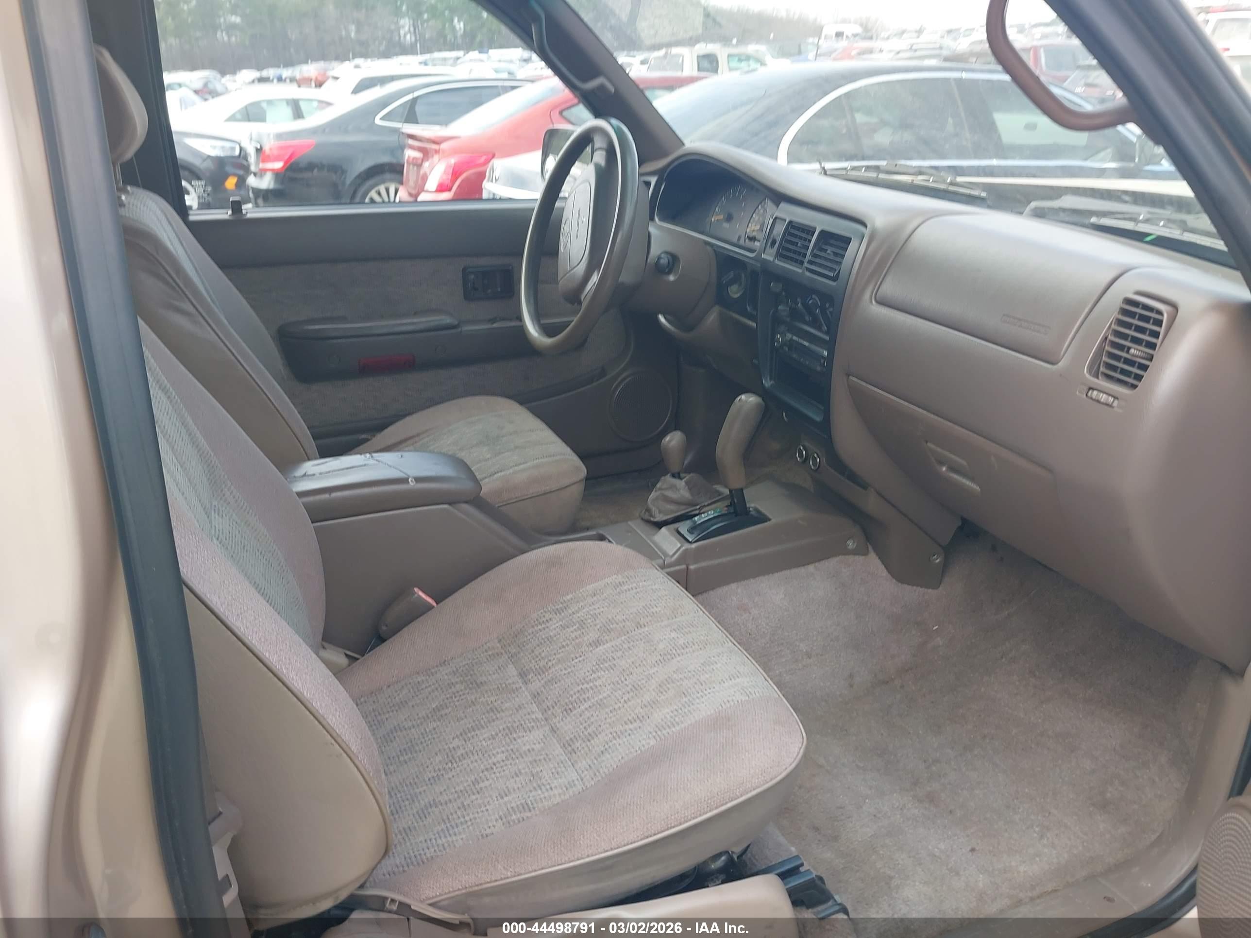 TOYOTA TACOMA image 5