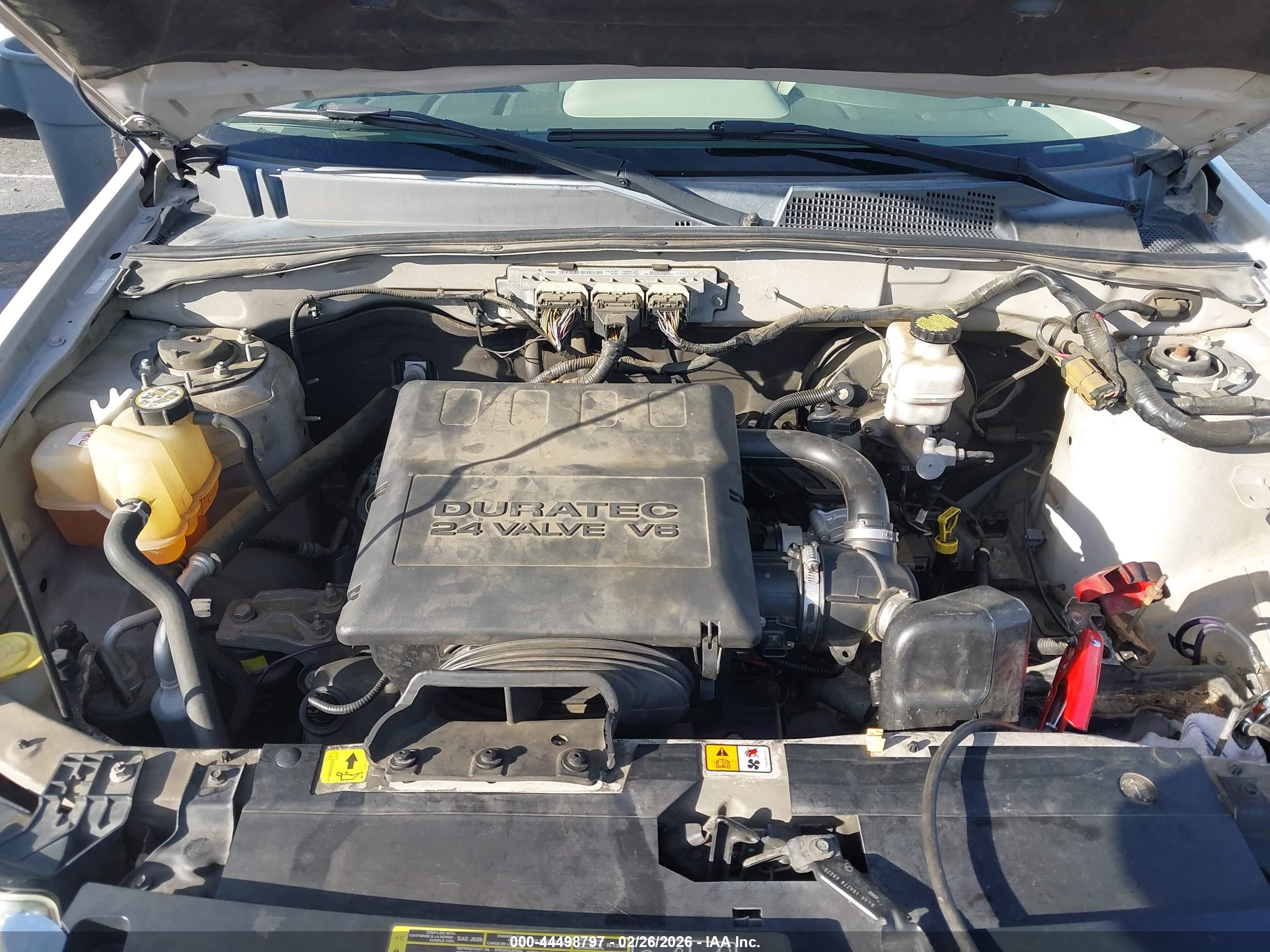 FORD ESCAPE image 10