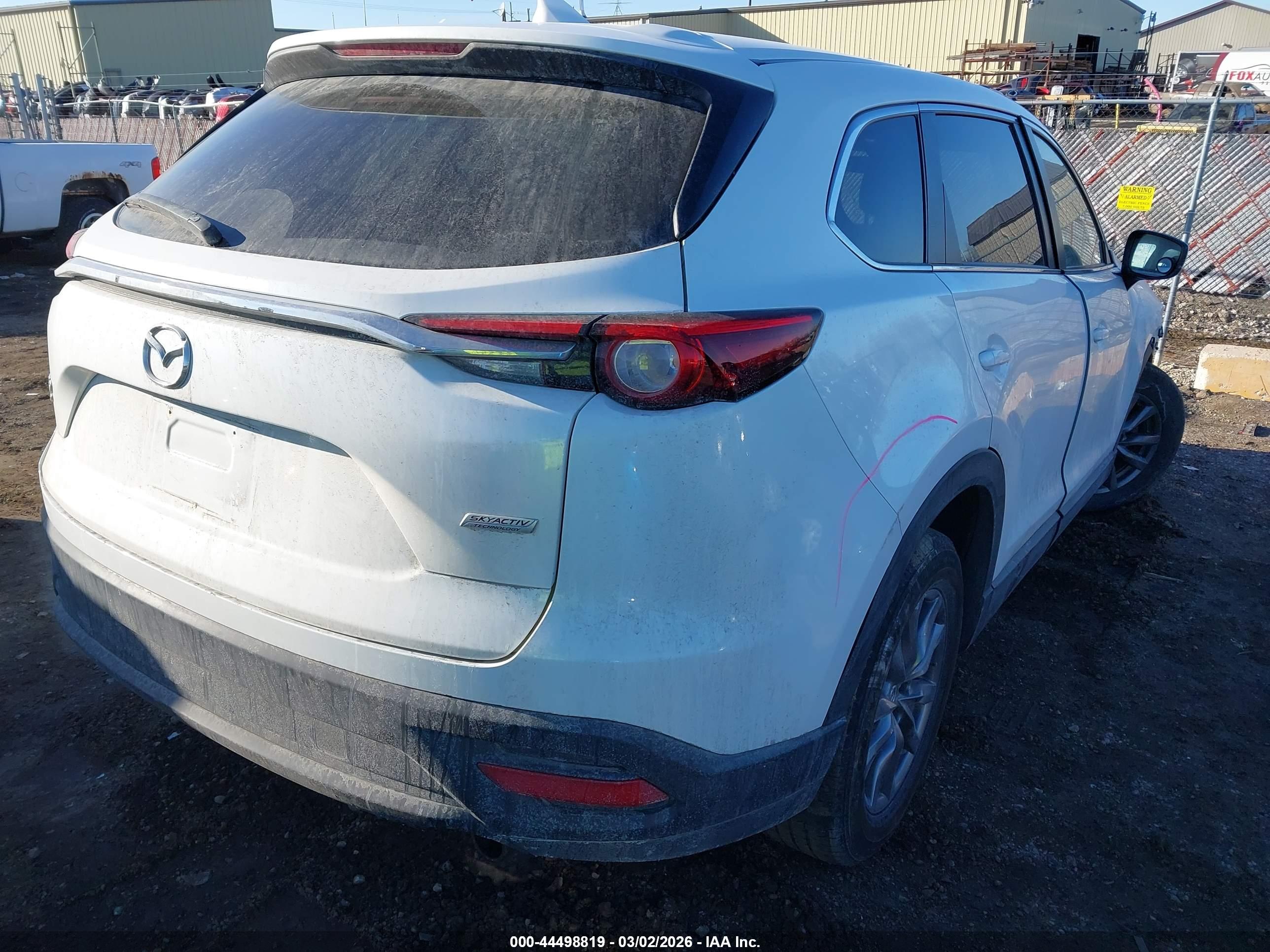 MAZDA CX-9 image 4