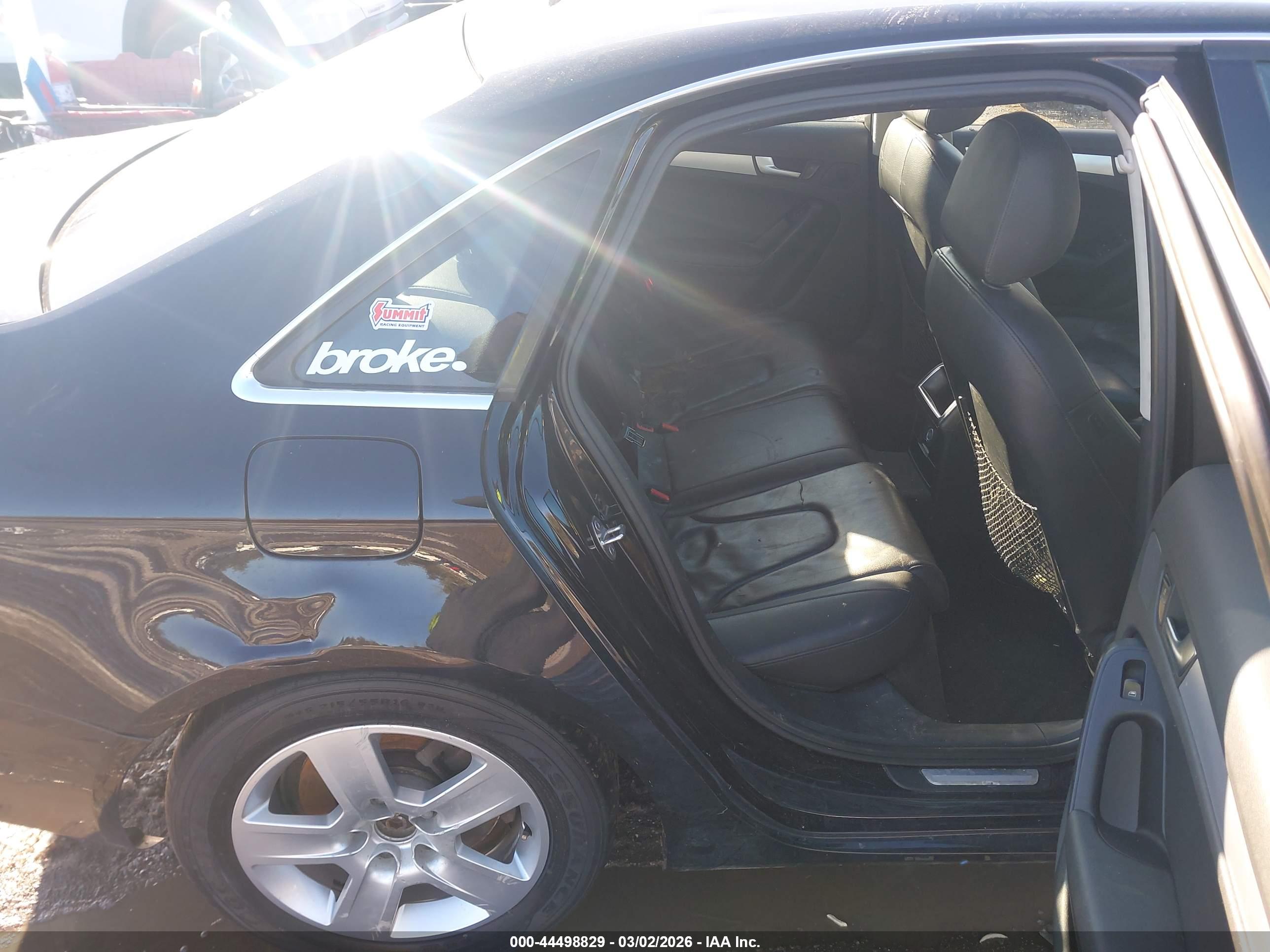 AUDI A4 image 8