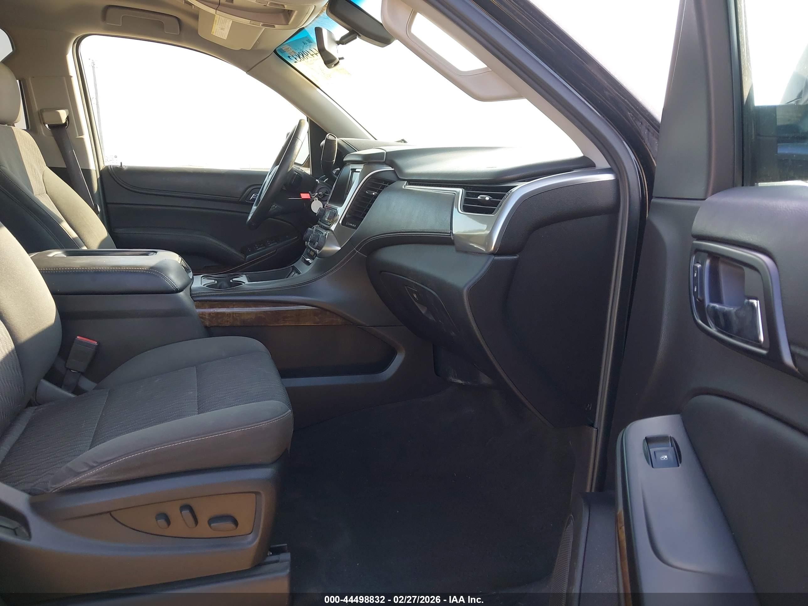 CHEVROLET TAHOE image 5