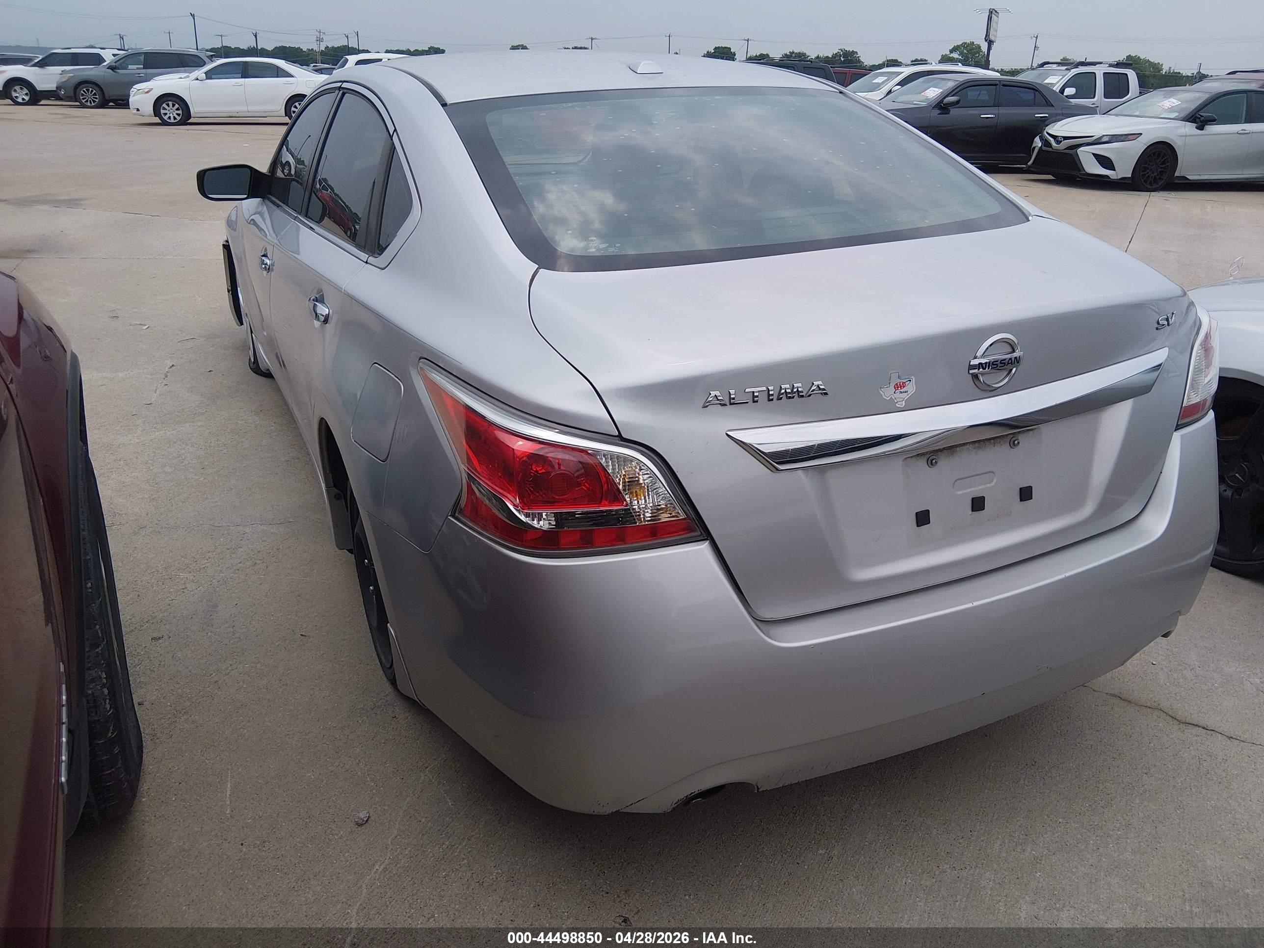 NISSAN ALTIMA image 3