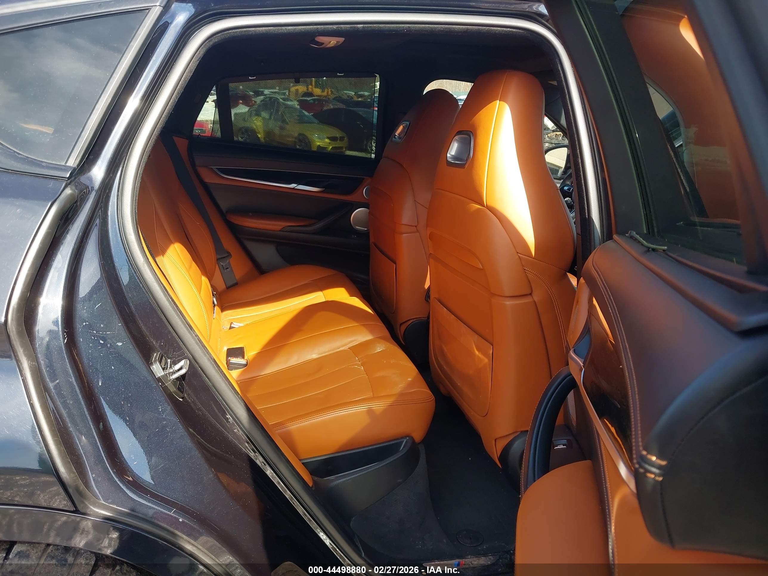 BMW X6 image 8