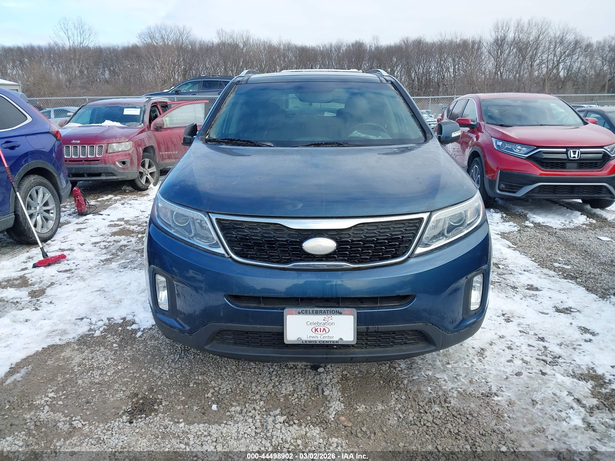KIA SORENTO image 6