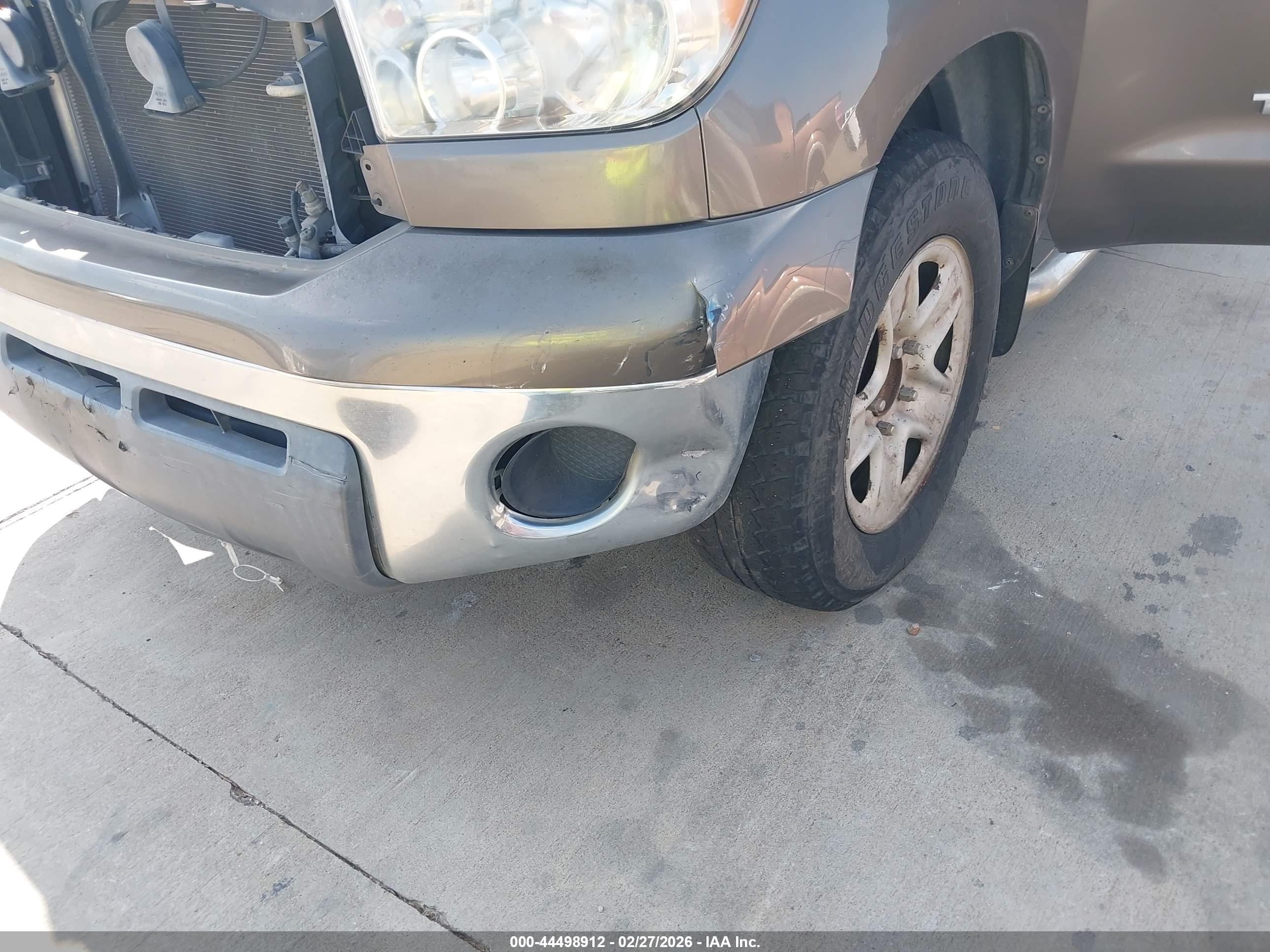 TOYOTA TUNDRA image 6
