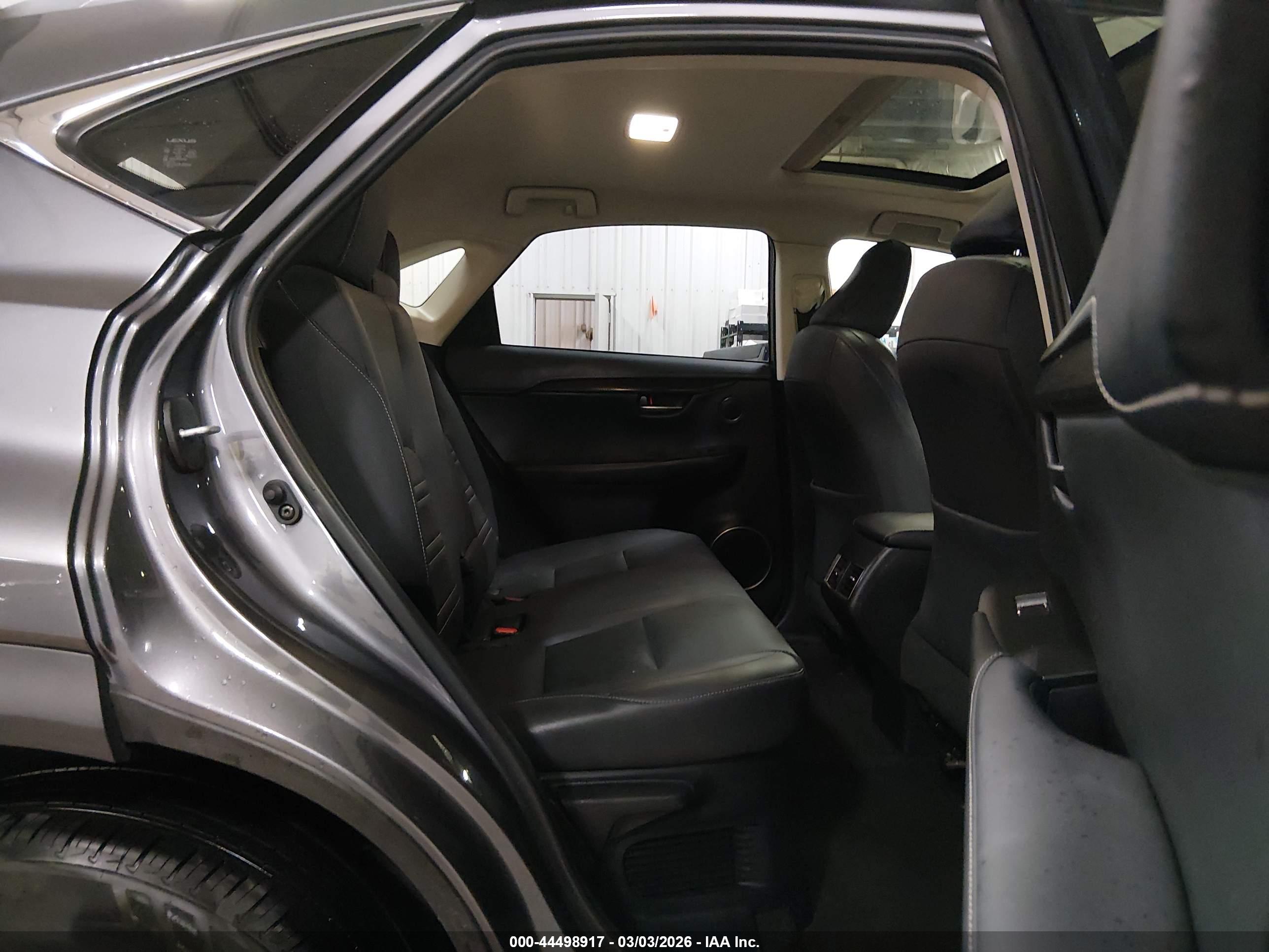 LEXUS NX image 8