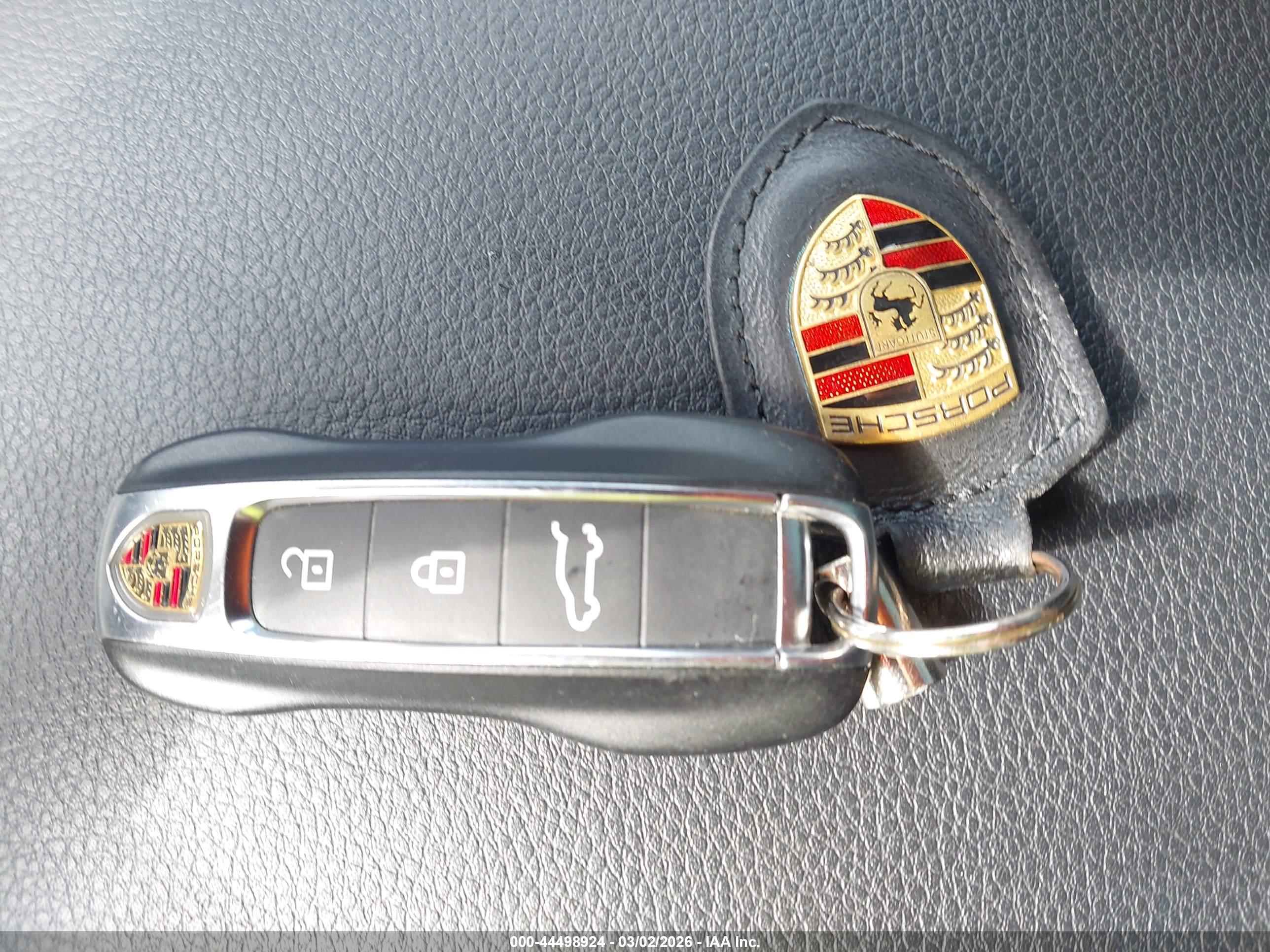 PORSCHE CAYENNE image 11