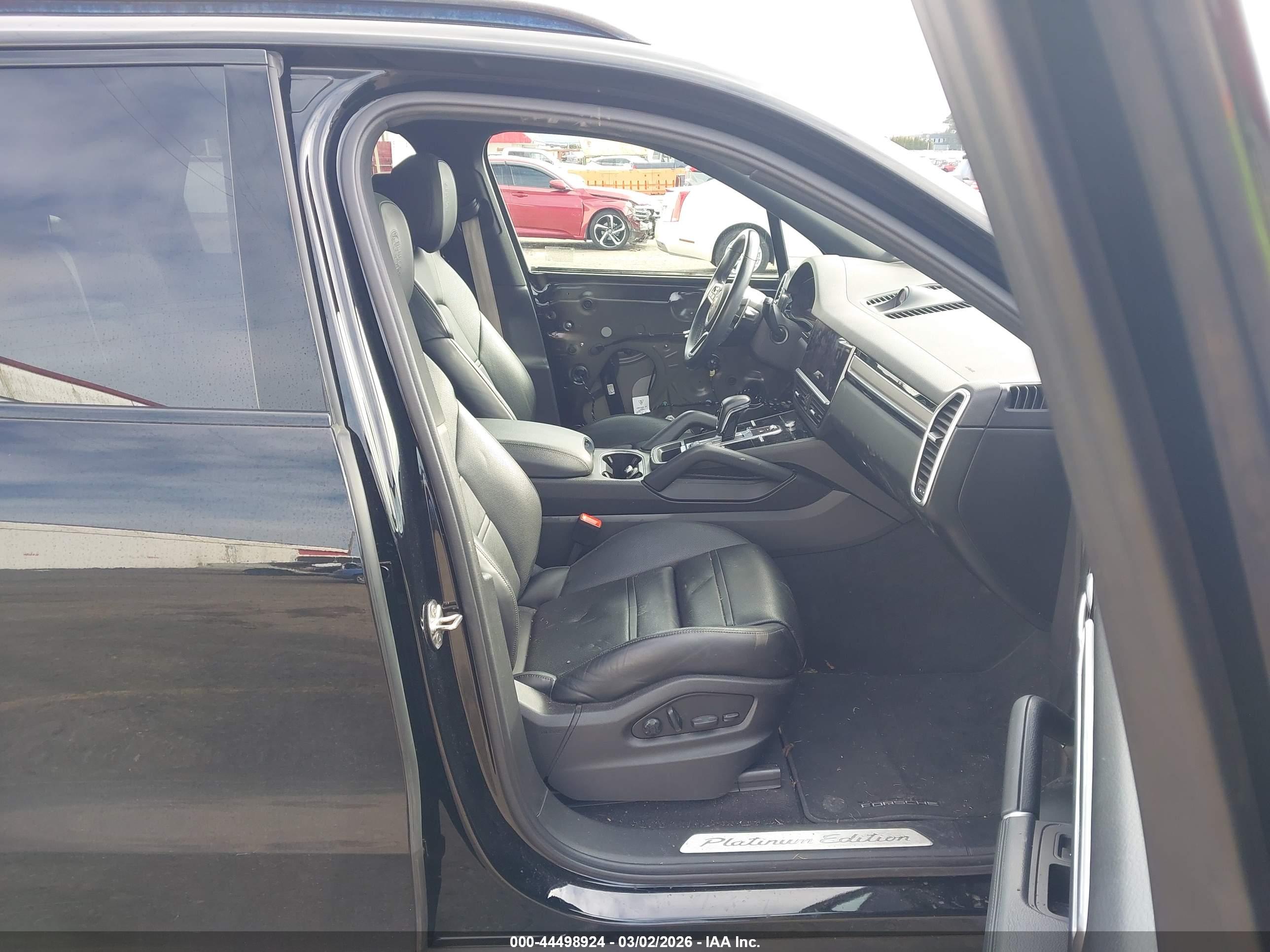 PORSCHE CAYENNE image 5
