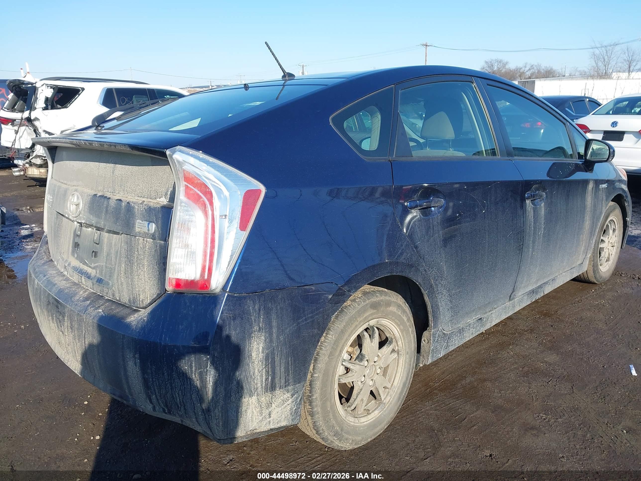 TOYOTA PRIUS image 4