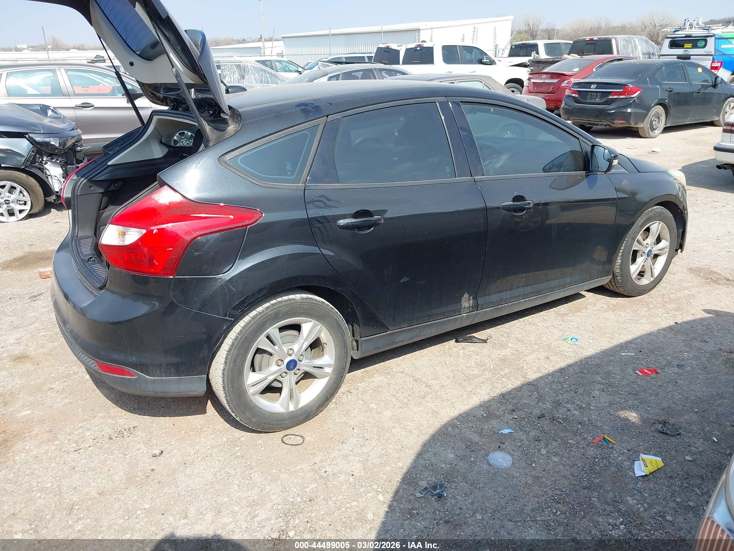 FORD FOCUS image 4