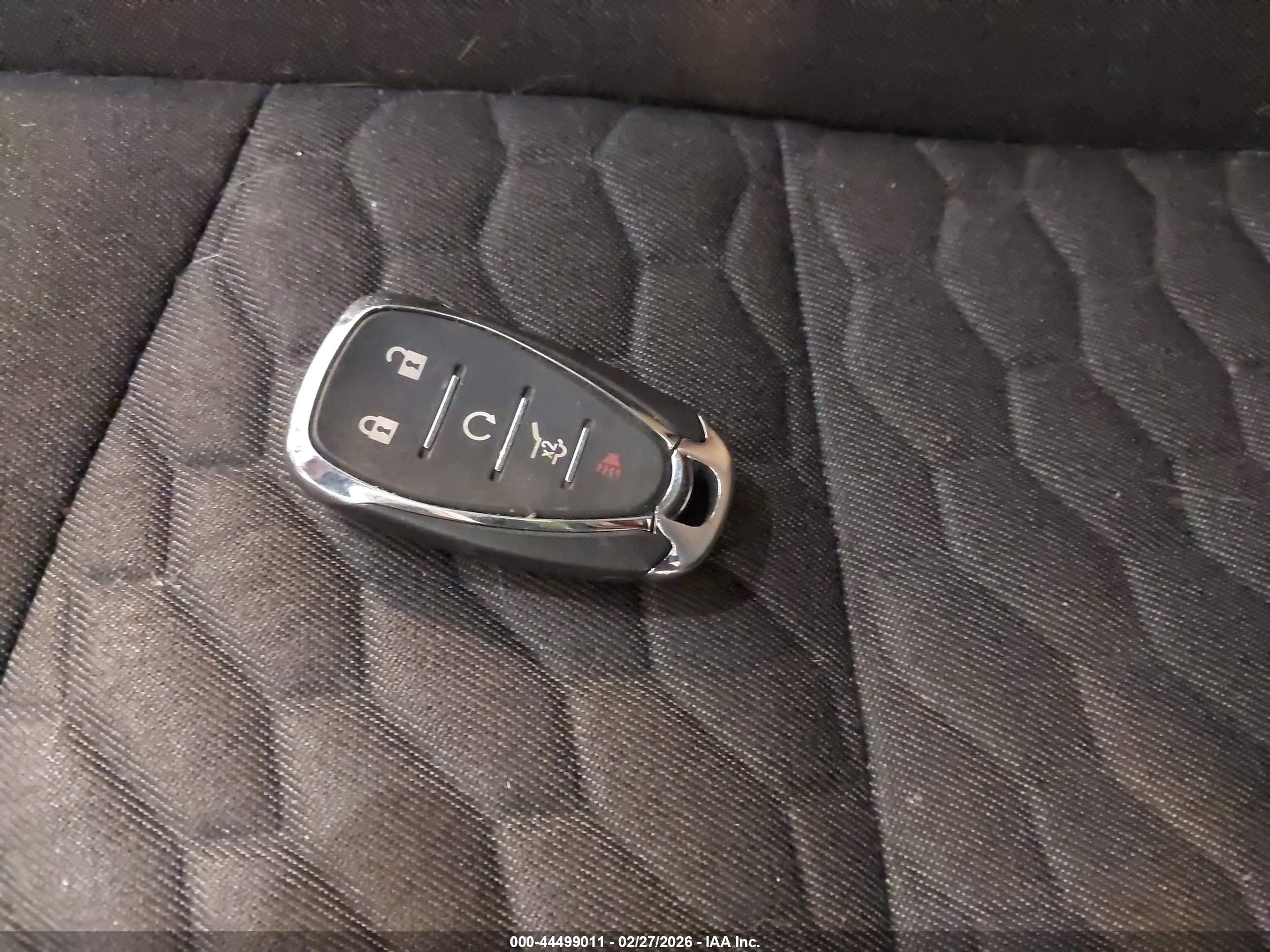 CHEVROLET EQUINOX image 11