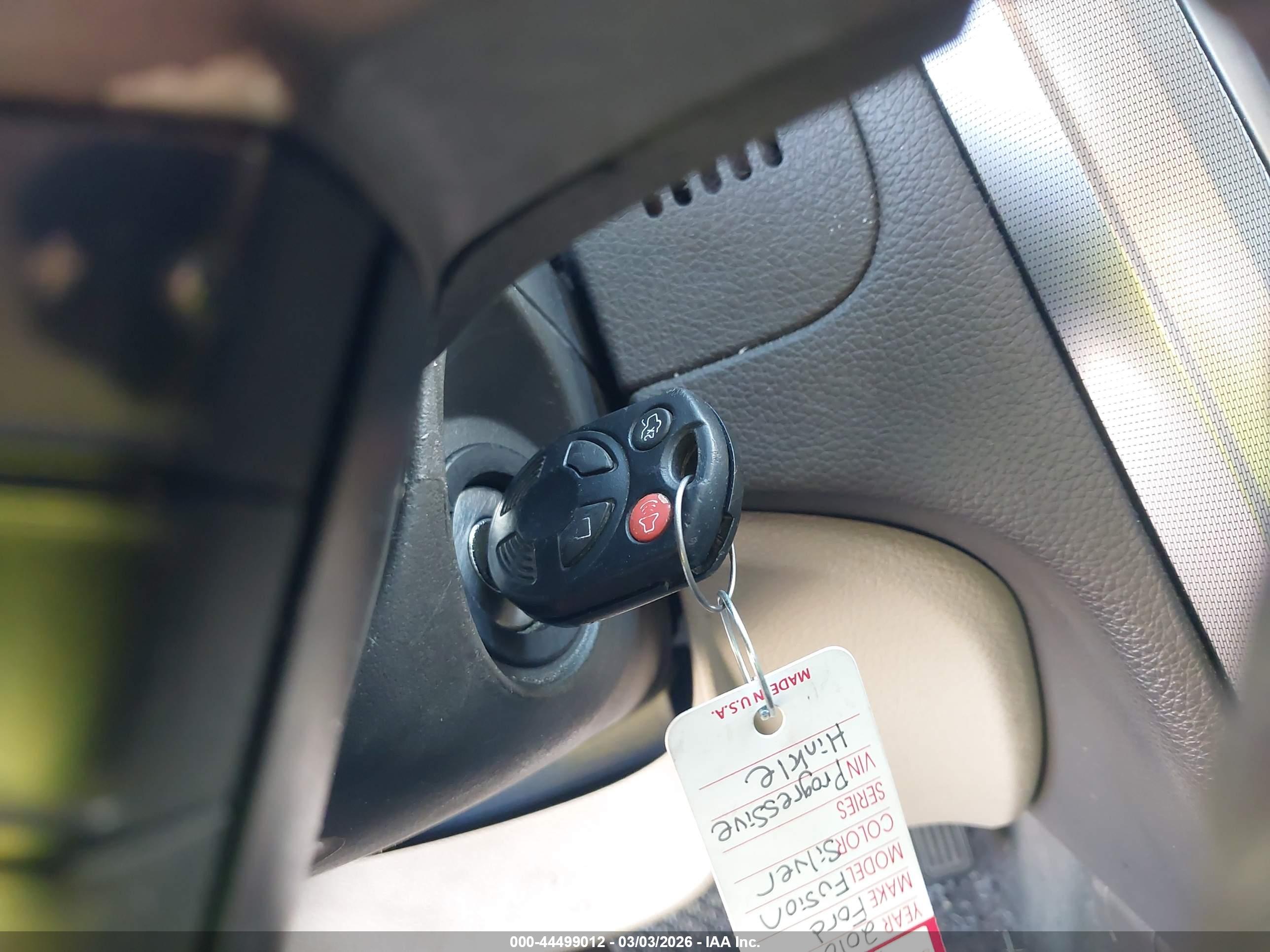 FORD FUSION image 11