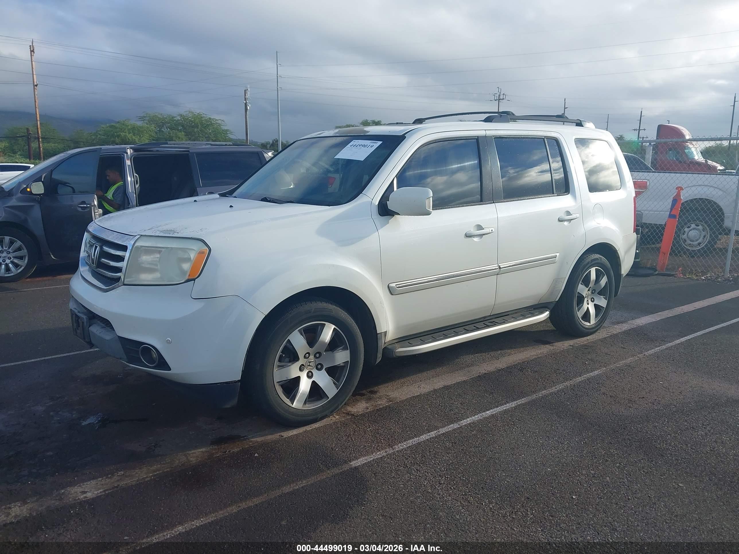 HONDA PILOT image 2