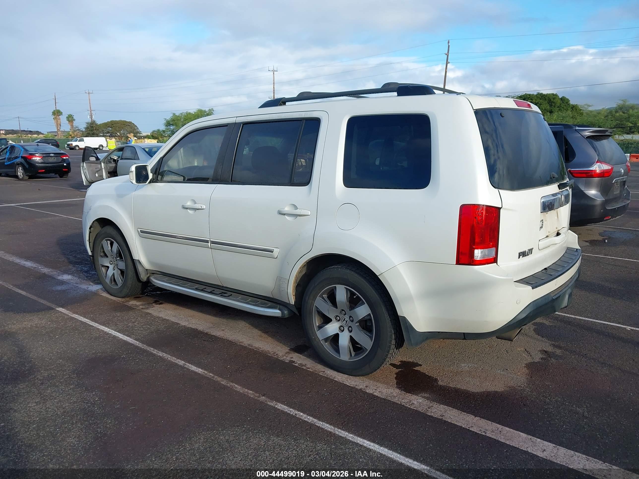 HONDA PILOT image 3