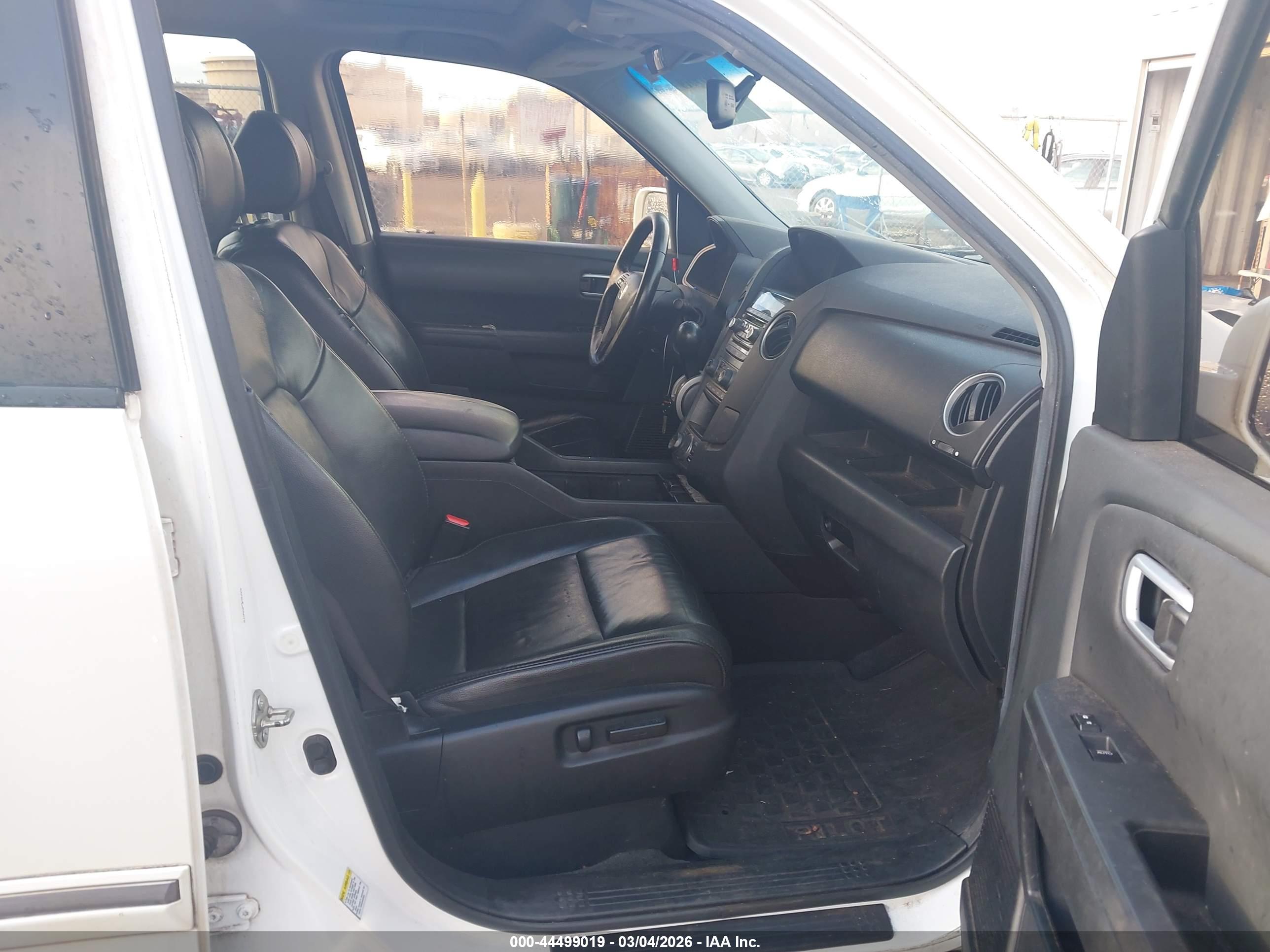 HONDA PILOT image 5