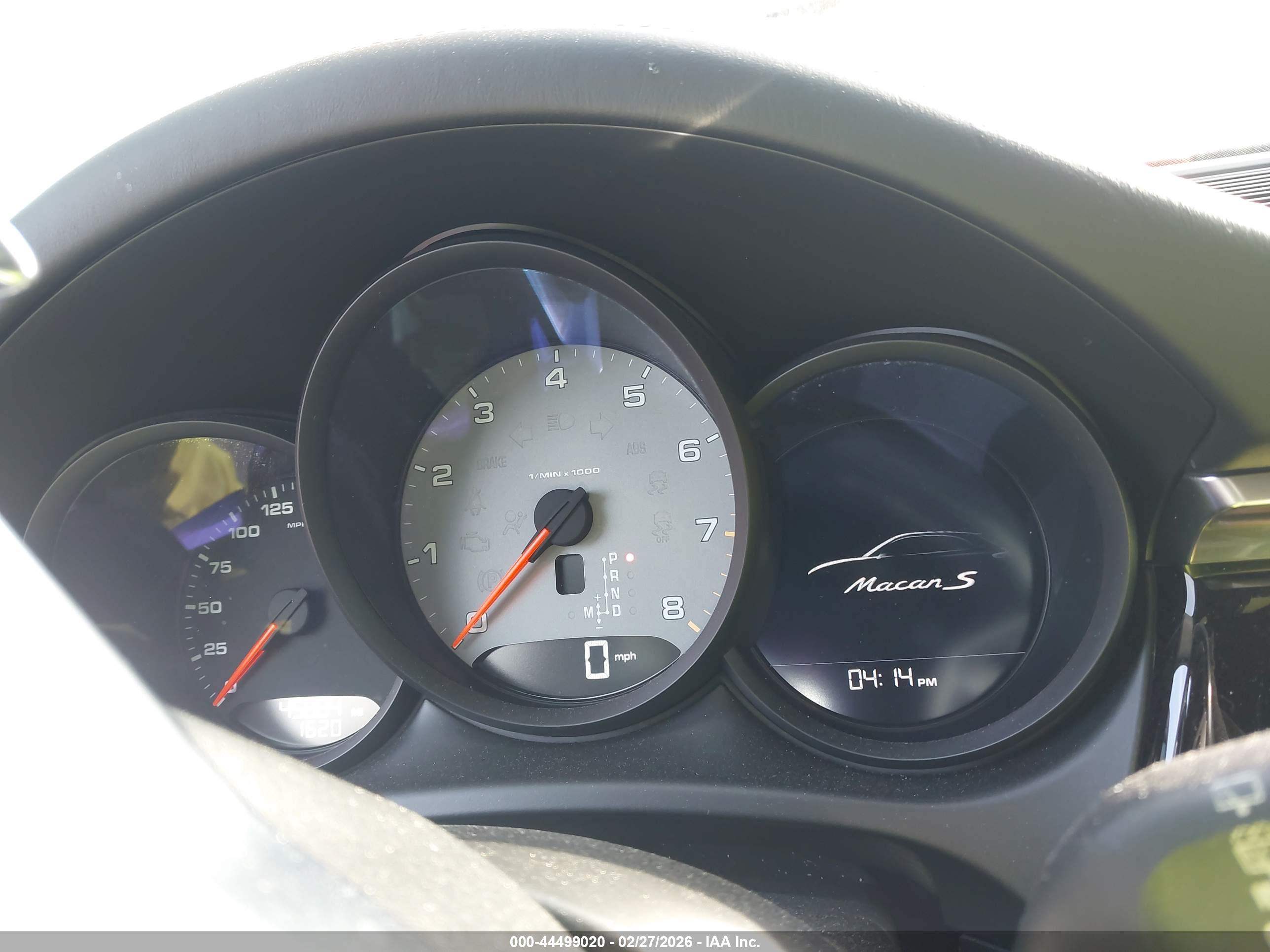 PORSCHE MACAN image 7