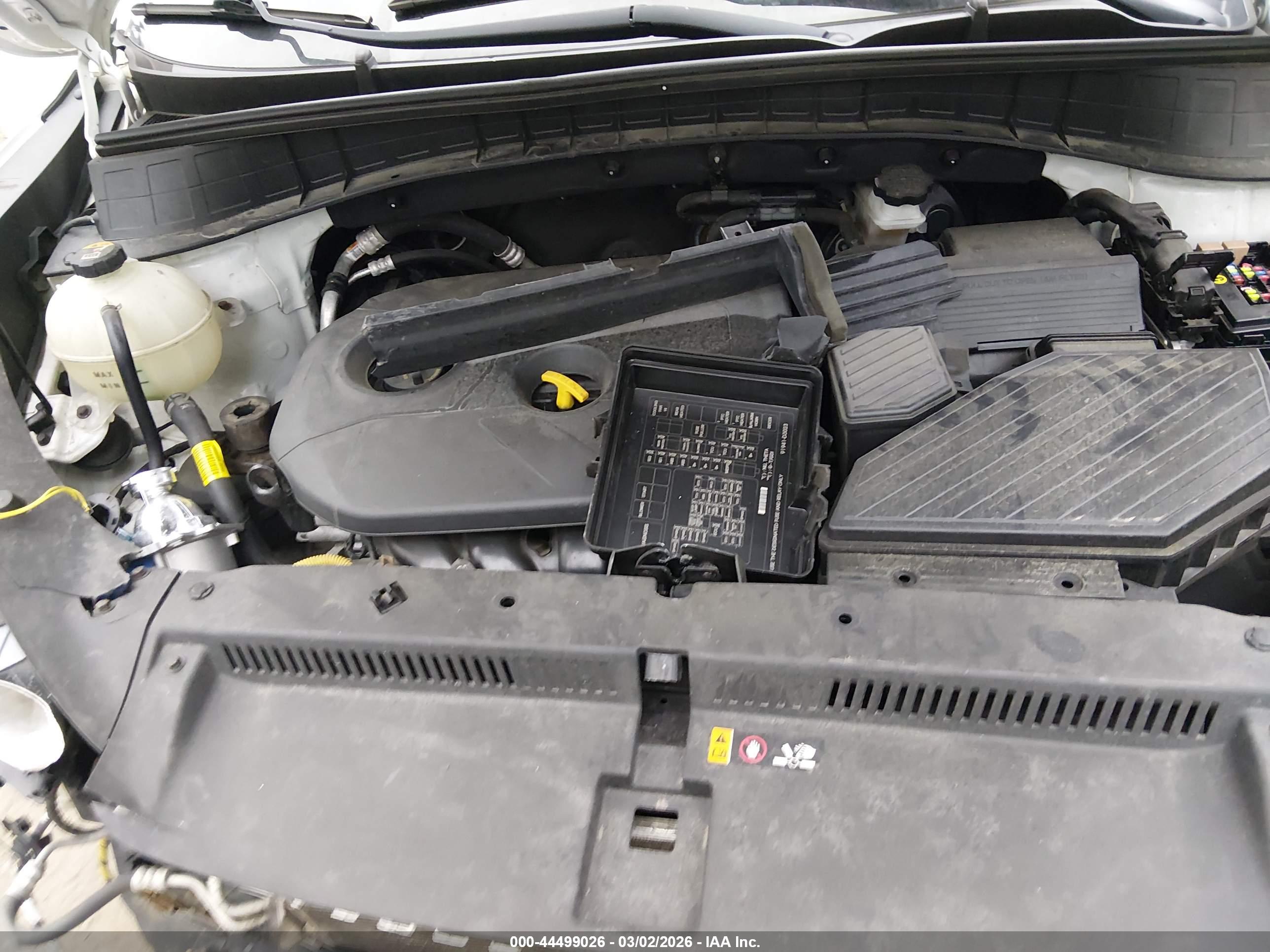 HYUNDAI TUCSON image 10