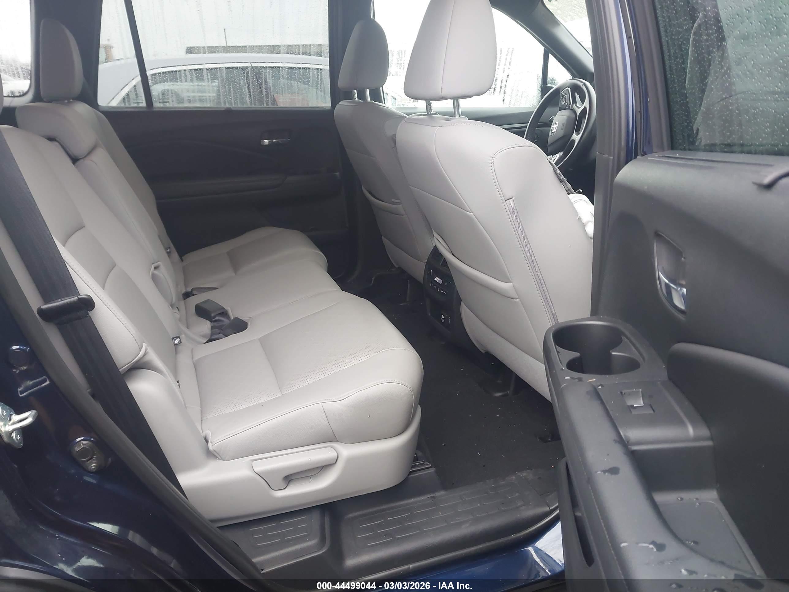 HONDA PASSPORT image 8