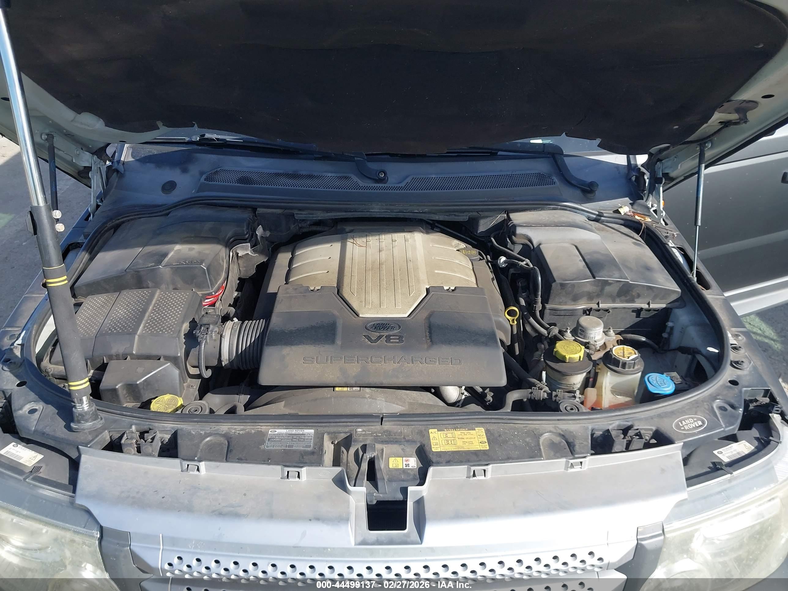 LAND ROVER image 10