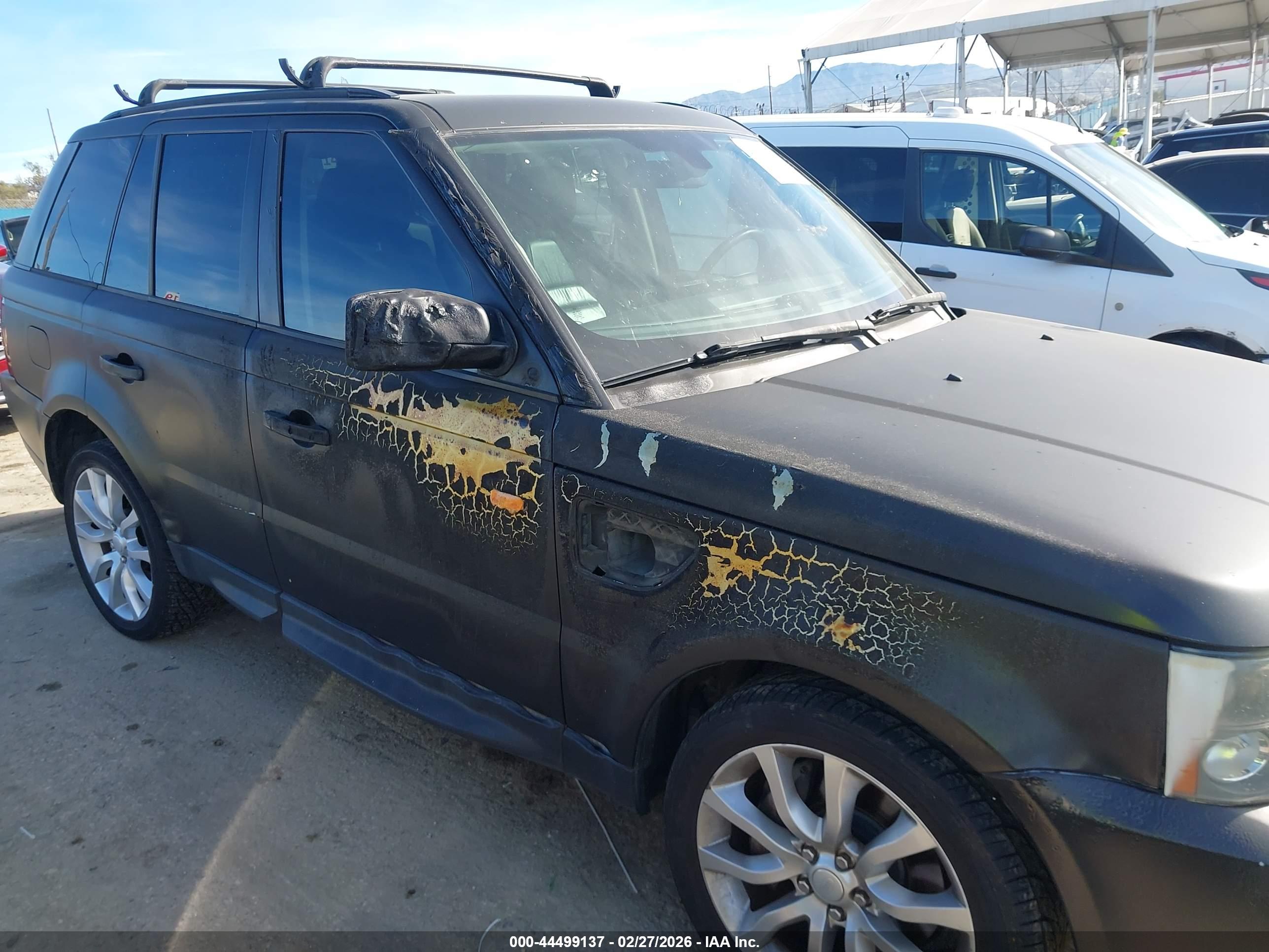 LAND ROVER image 6