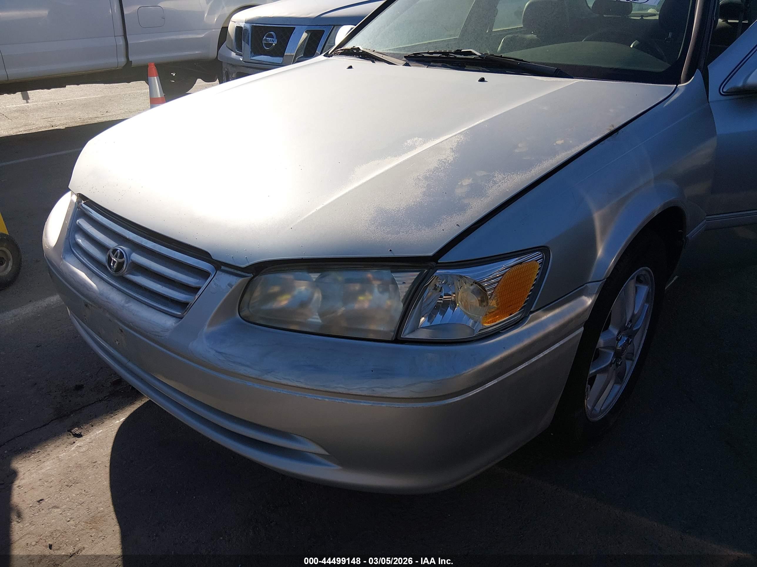 TOYOTA CAMRY image 6