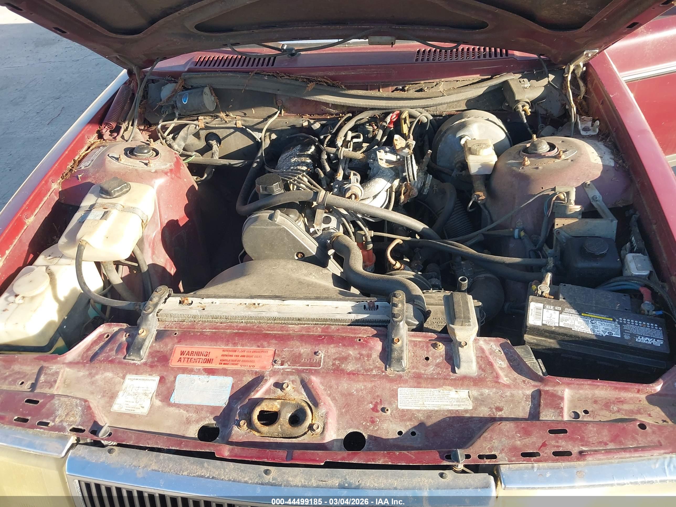 VOLVO 240 image 10