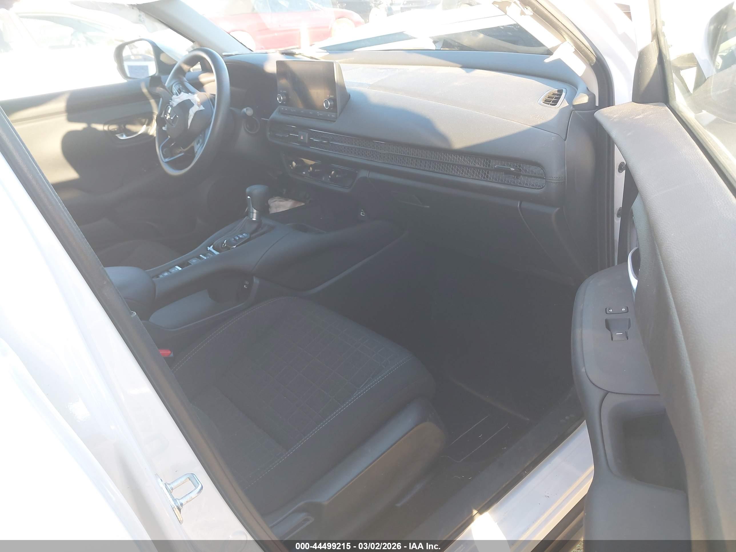 HONDA HR-V image 5
