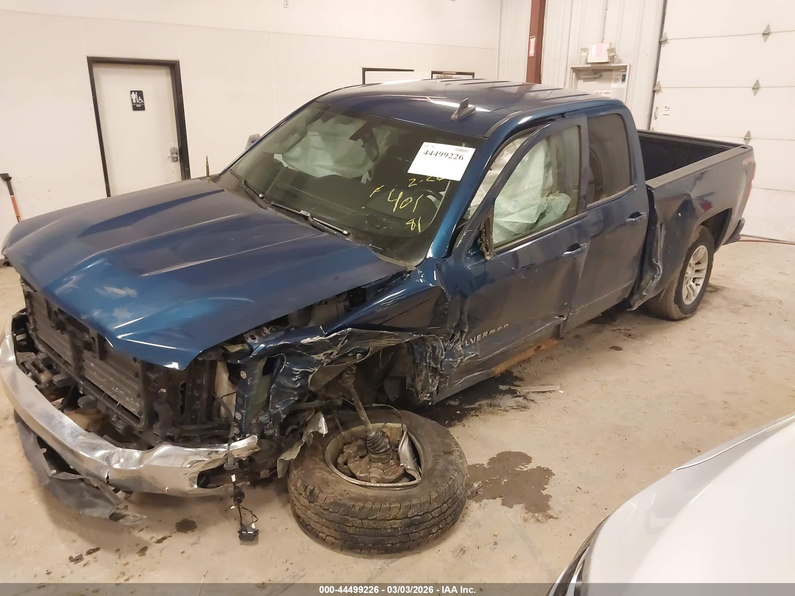 CHEVROLET SILVERADO image 6