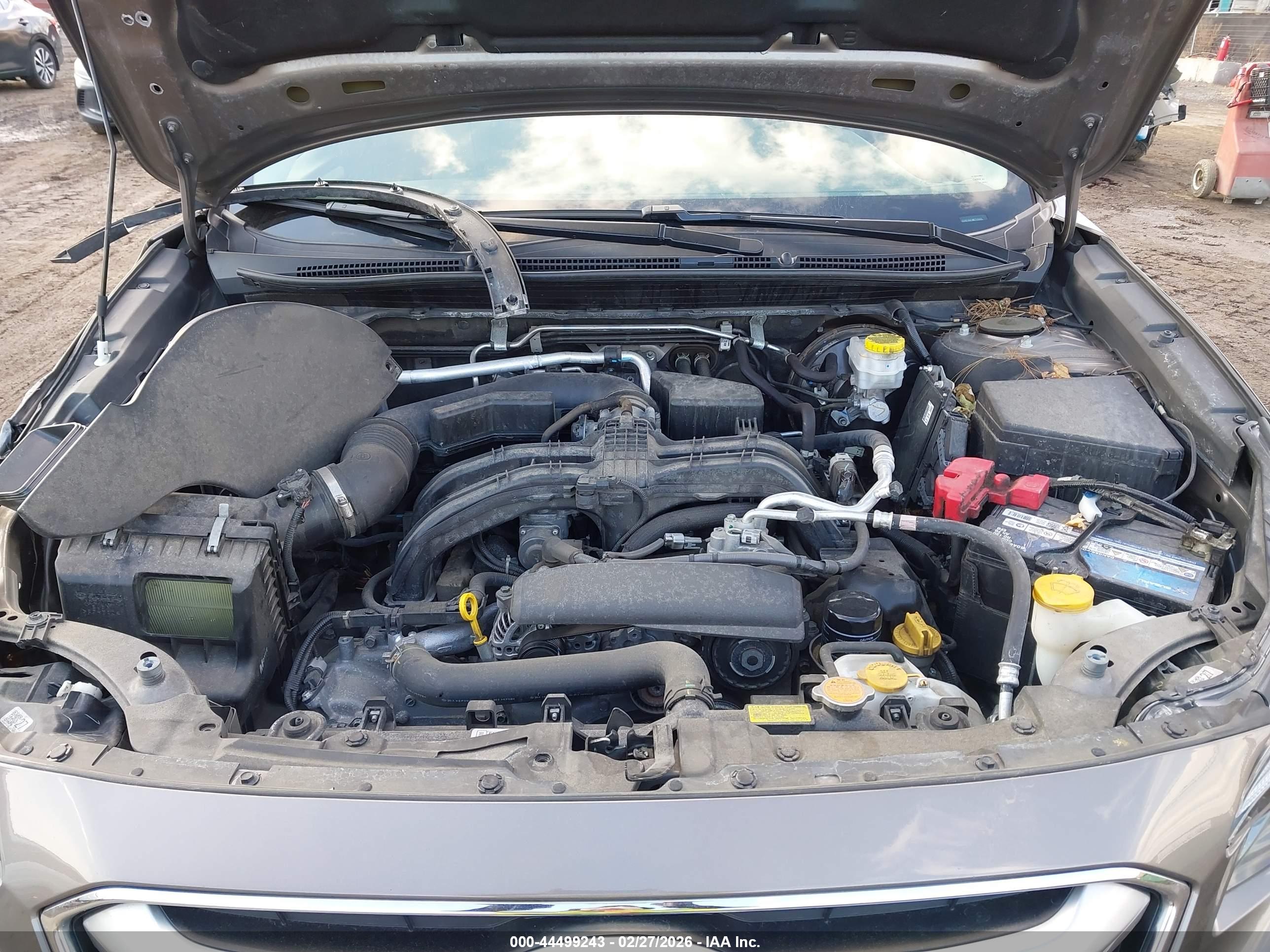SUBARU OUTBACK image 10
