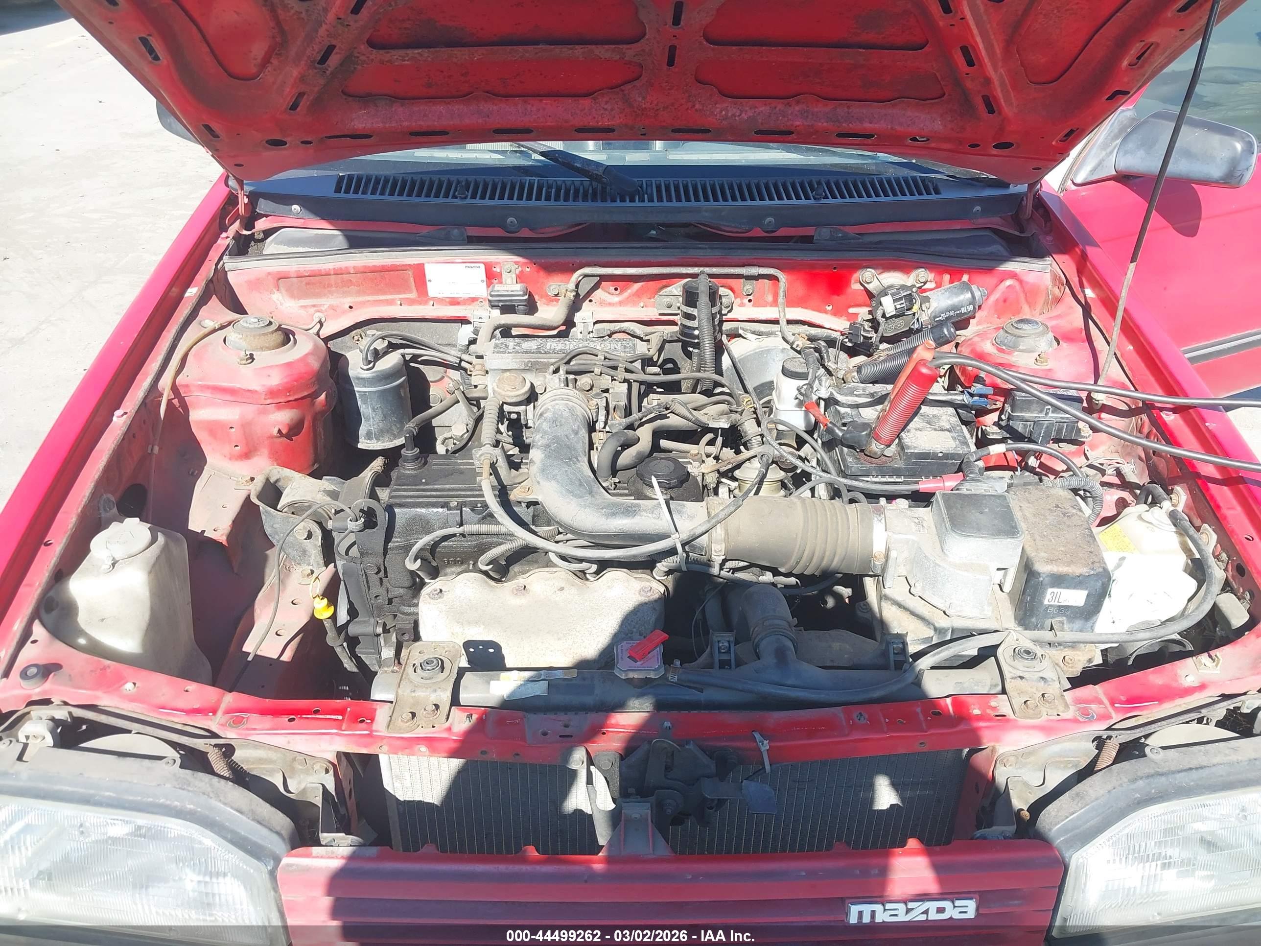 MAZDA 323 image 10