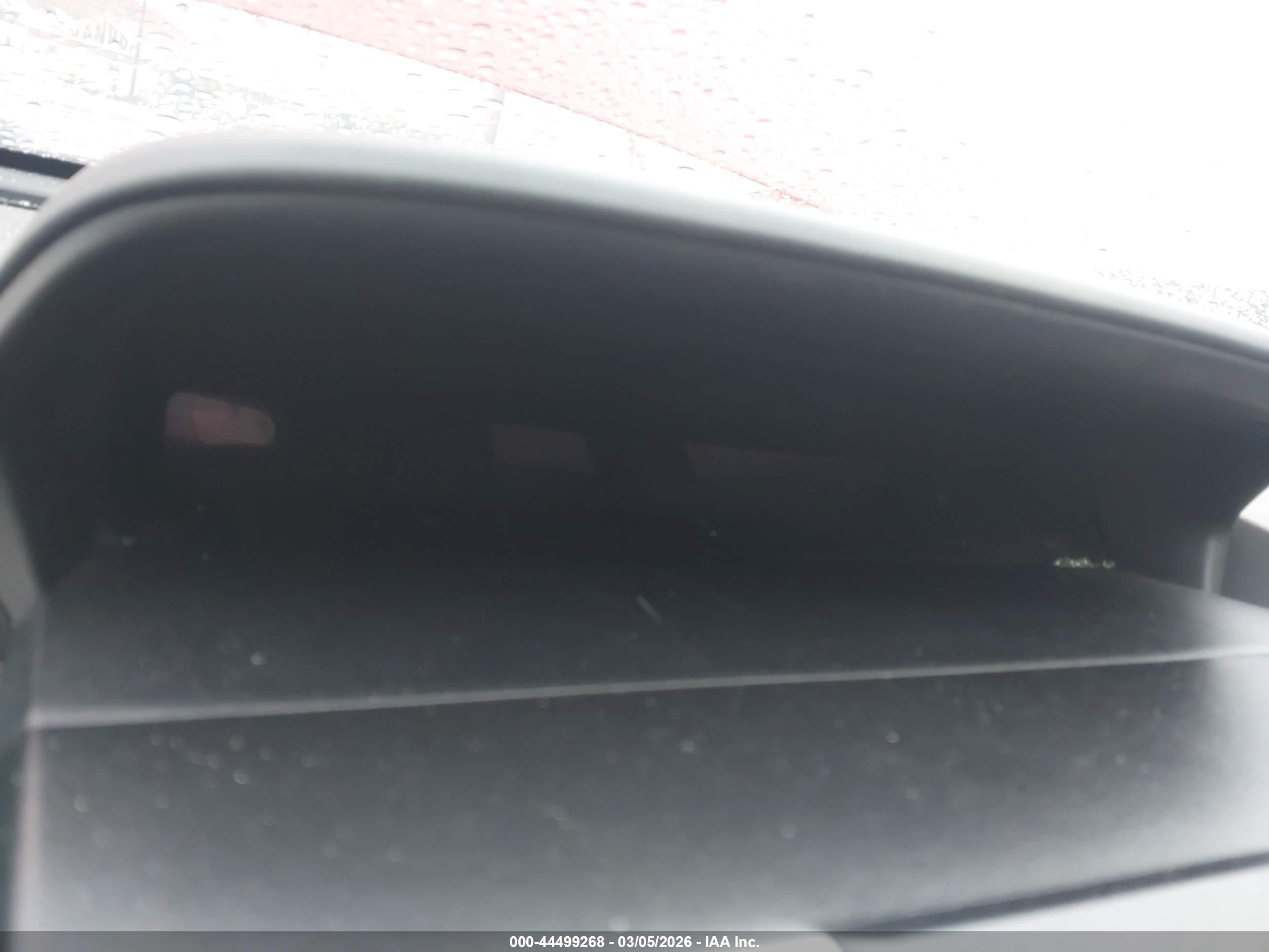 TOYOTA PRIUS image 7